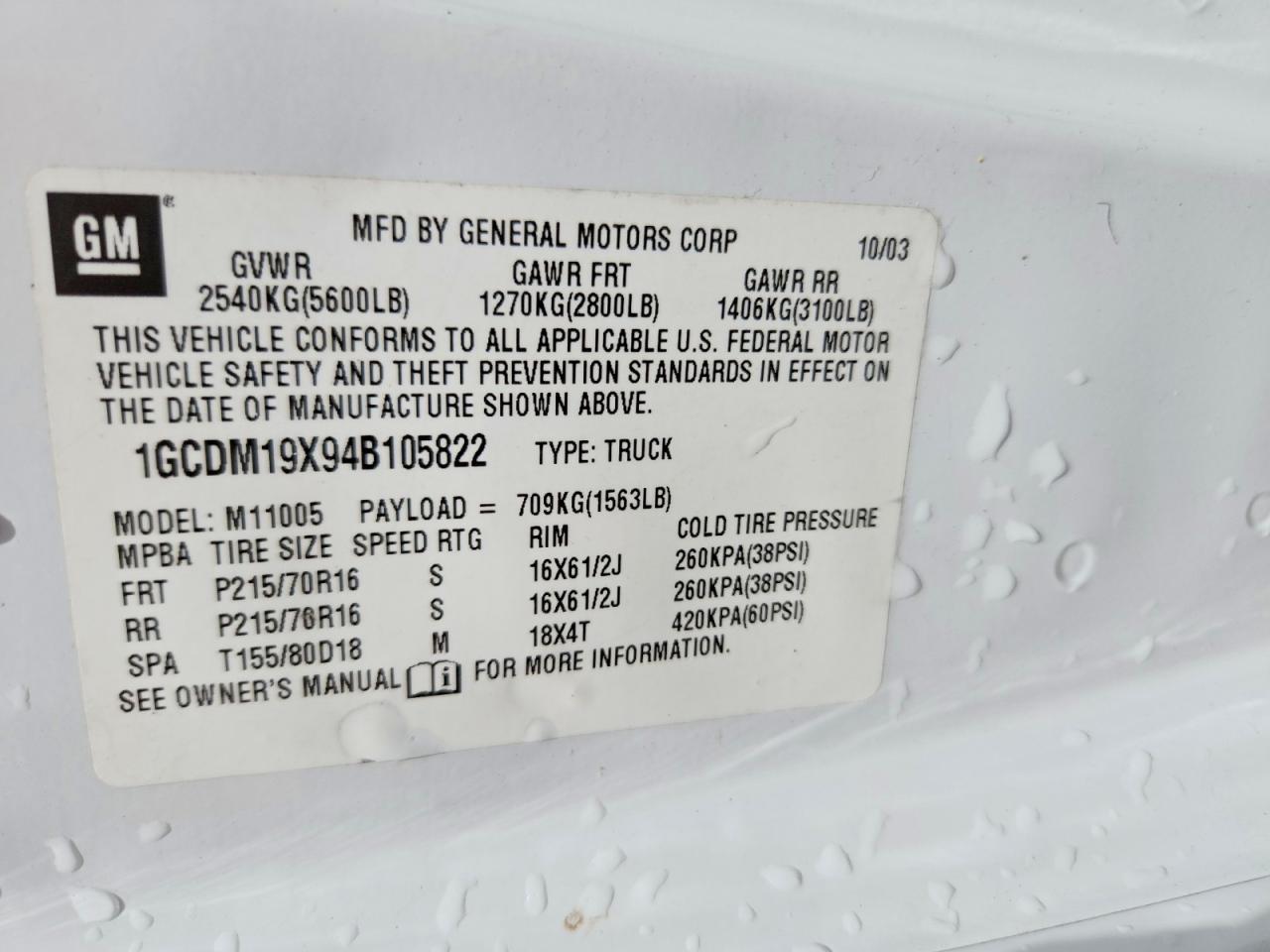 2004 Chevrolet Astro White vin: 1GCDM19X94B105822