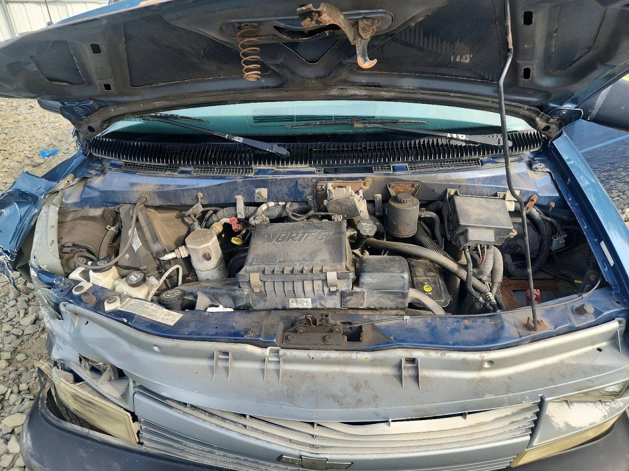 2004 Chevrolet Astro Blue vin: 1GCDM19XX4B110866