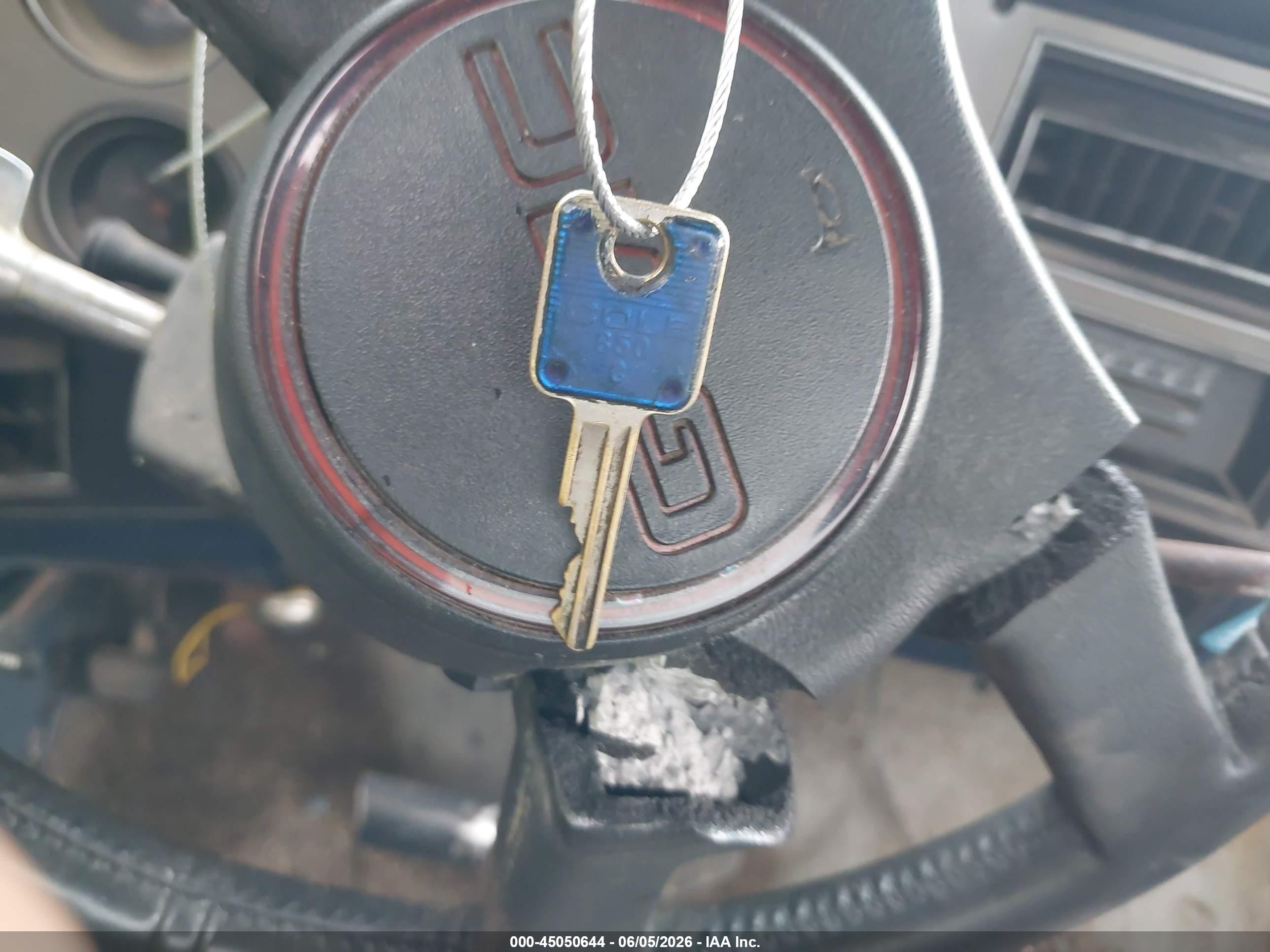 1987 Chevrolet R10   Blue vin: 1GCDR14HXHS129151