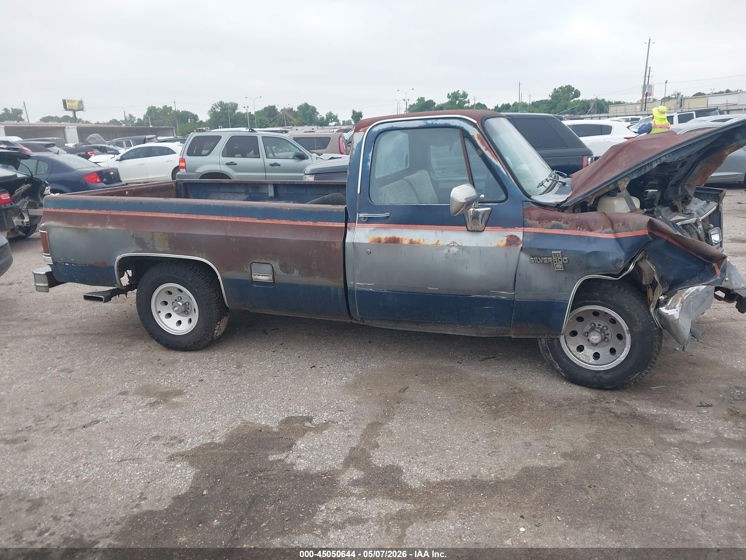 1987 Chevrolet R10   Blue vin: 1GCDR14HXHS129151