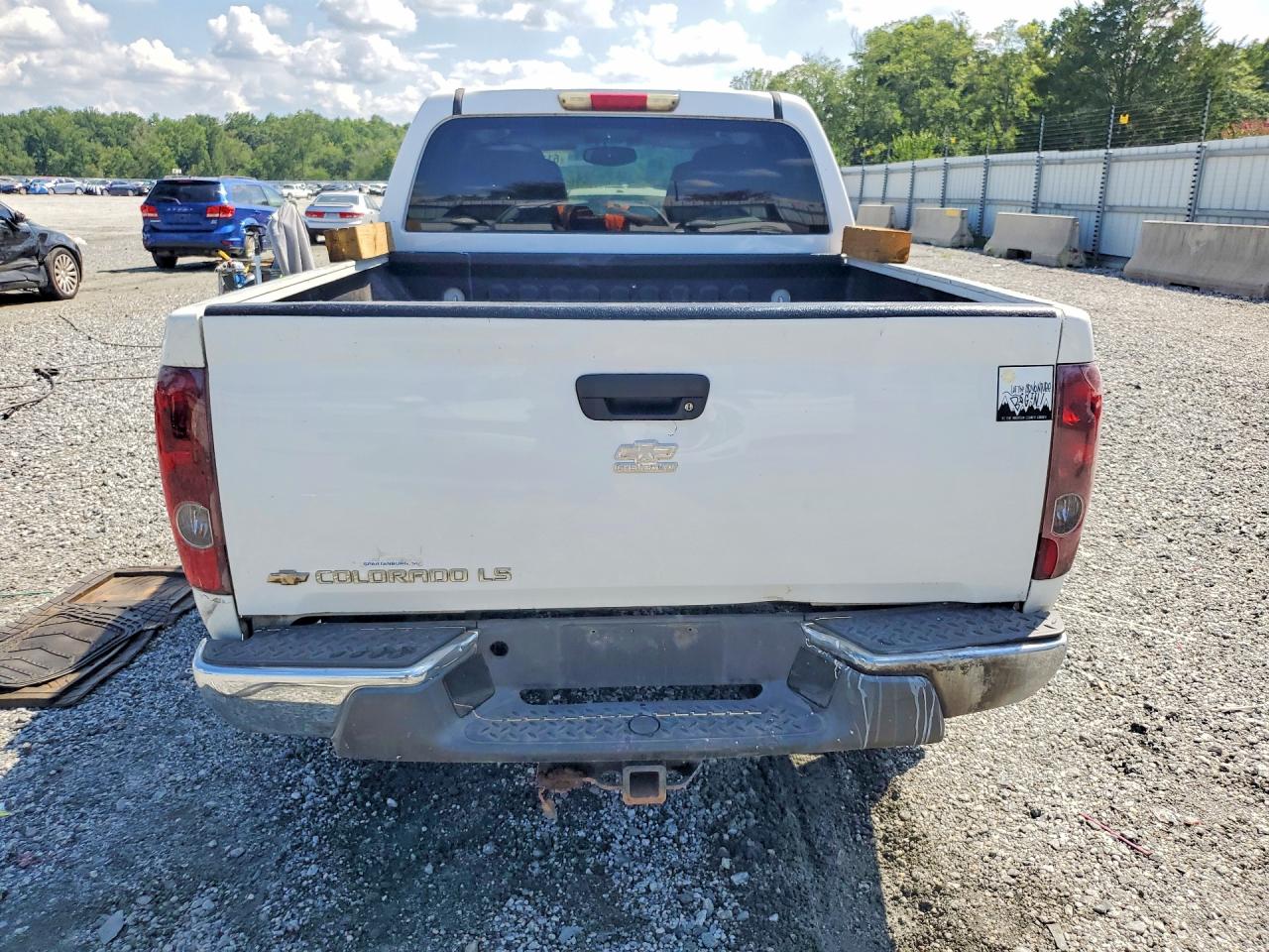 2004 Chevrolet Colorado White vin: 1GCDS136148170764