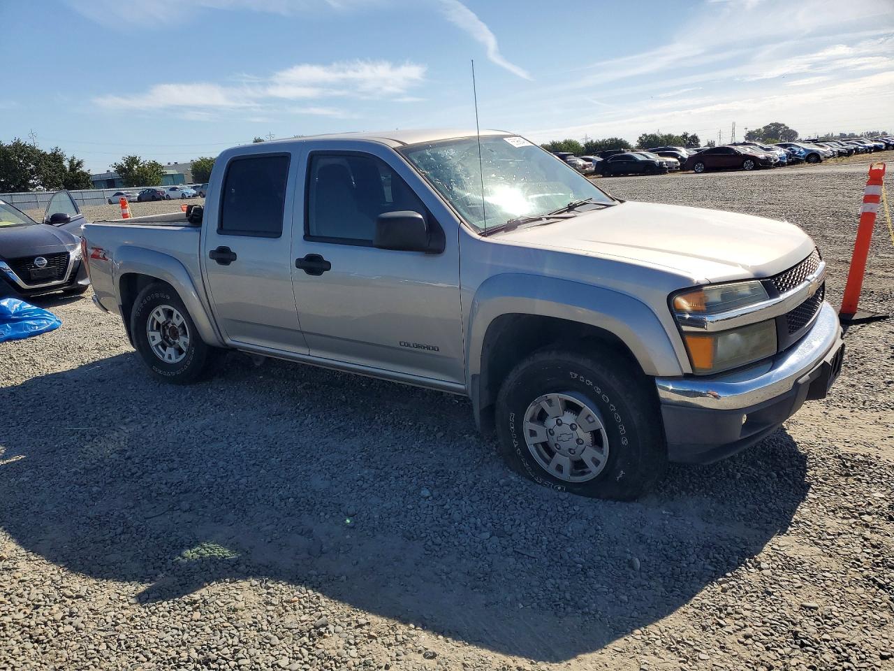 2005 Chevrolet Colorado Silver vin: 1GCDS136358261732