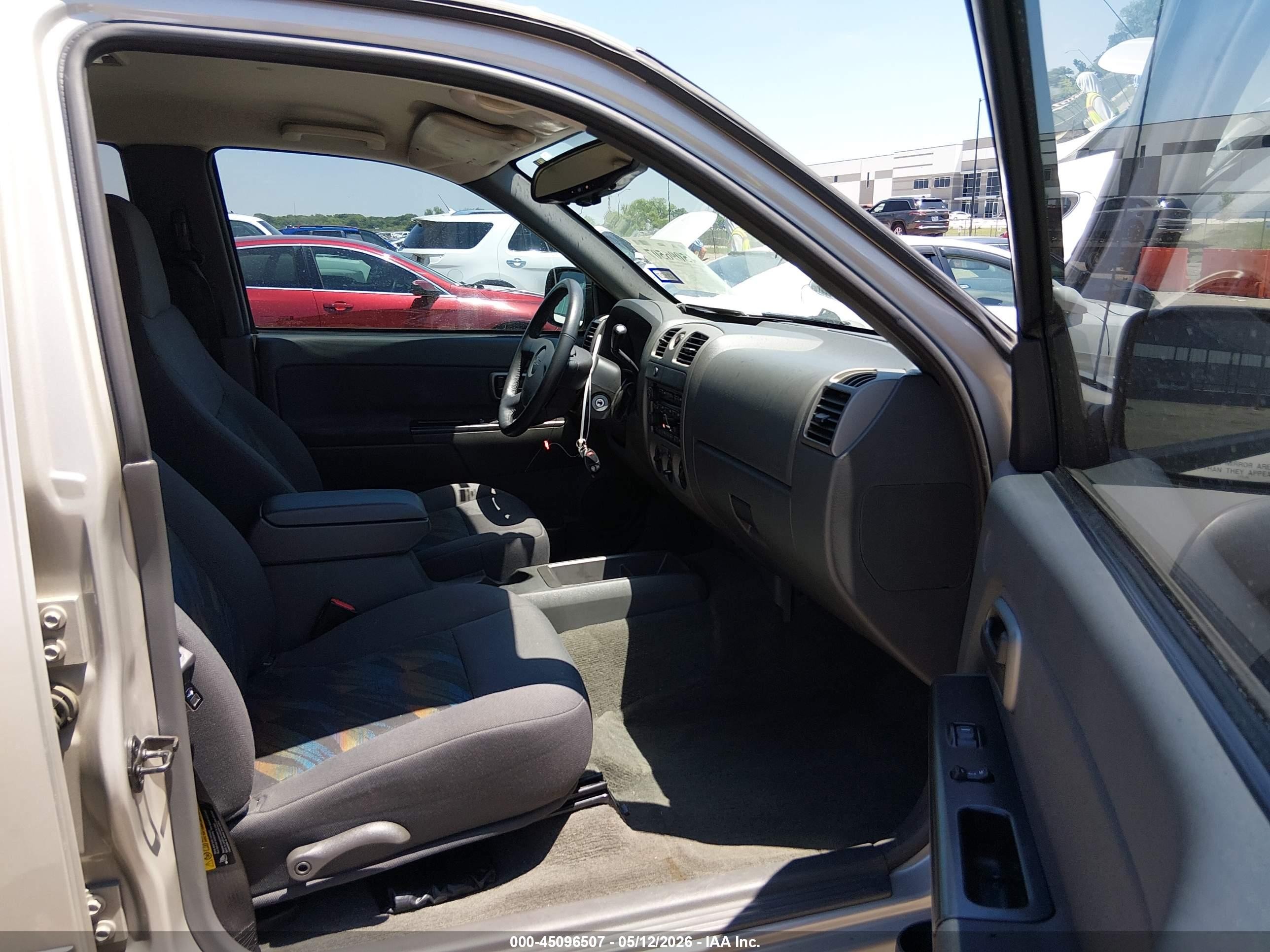 2004 Chevrolet Colorado Ls Gray vin: 1GCDS136848113381