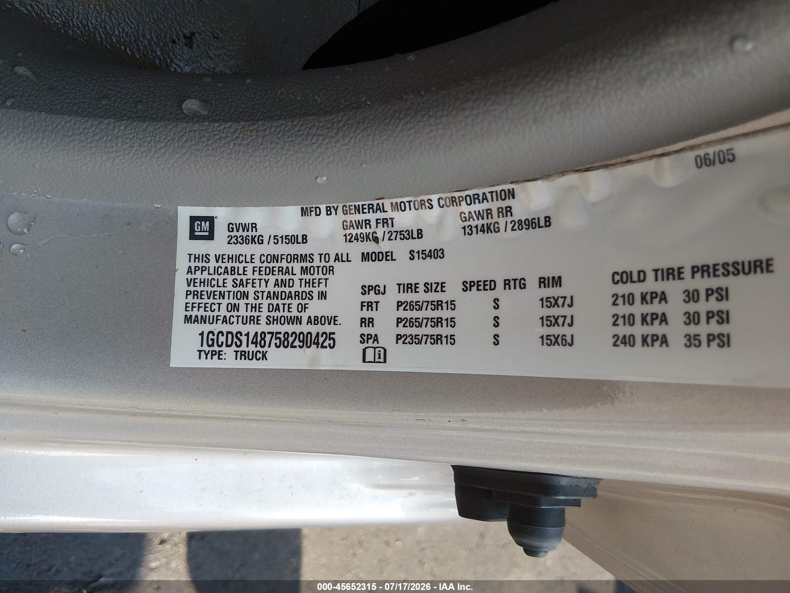 2005 Chevrolet Colorado   Золотой vin: 1GCDS148758290425