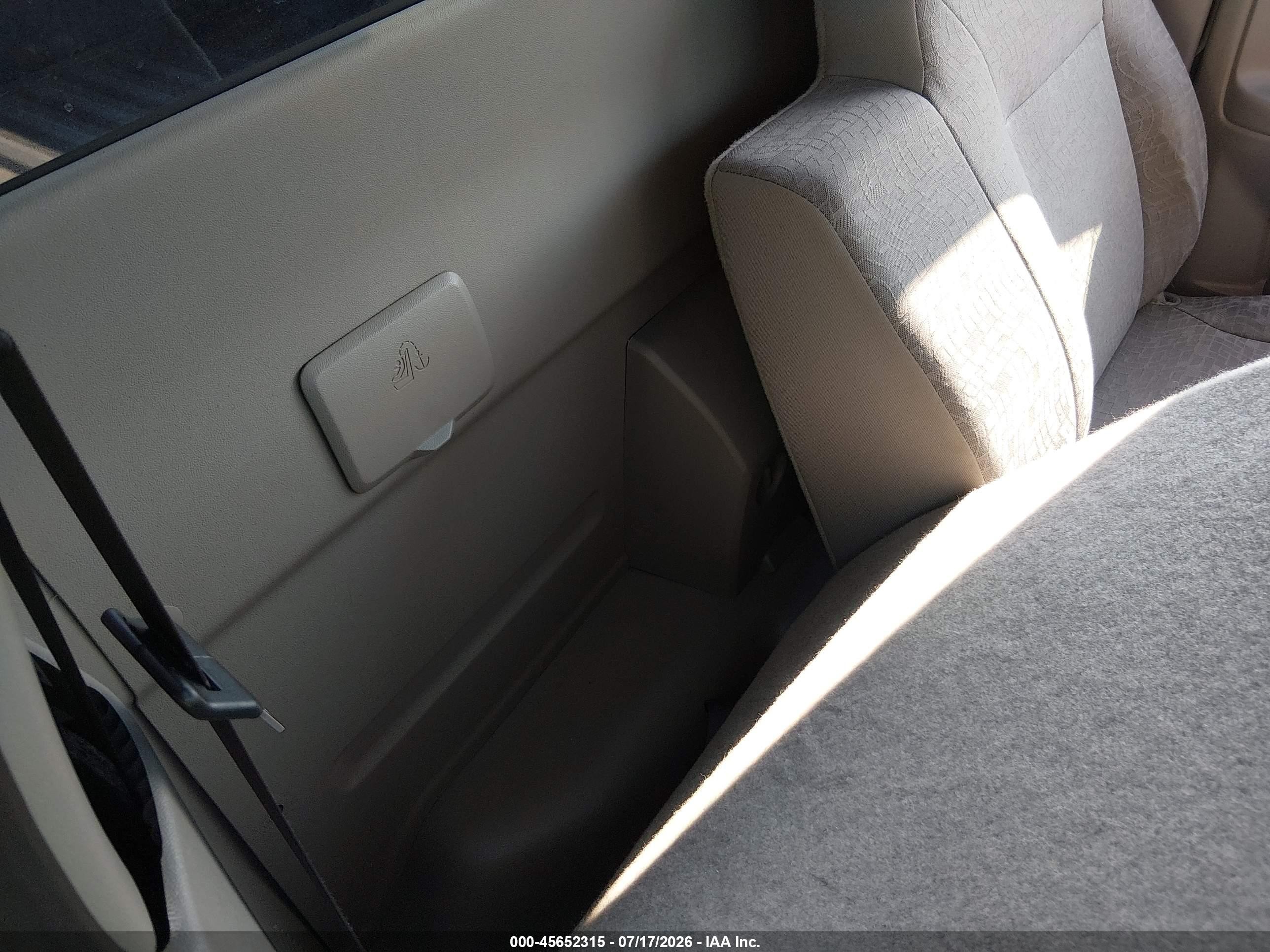 2005 Chevrolet Colorado   Золотой vin: 1GCDS148758290425
