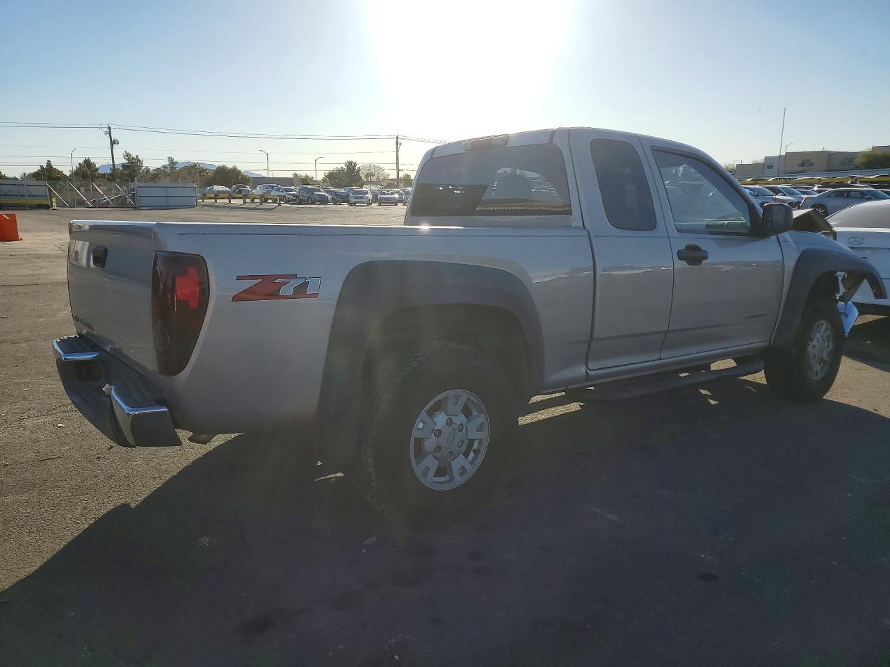 2005 Chevrolet Colorado Tan vin: 1GCDS196158107043