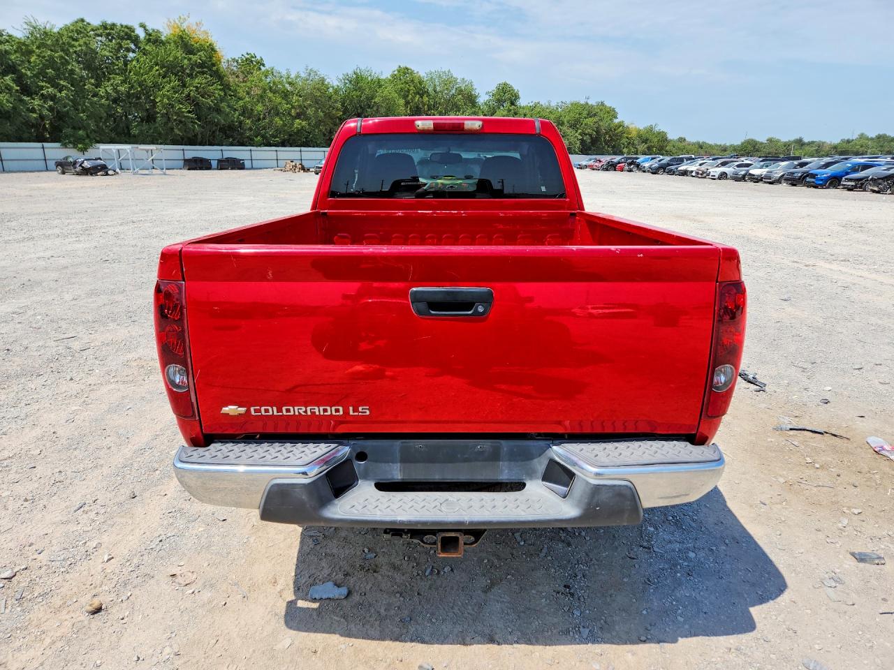 2005 Chevrolet Colorado Red vin: 1GCDS196358122255