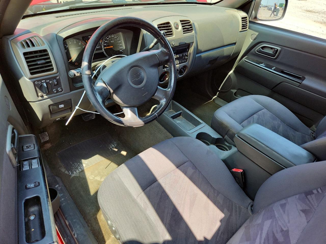 2005 Chevrolet Colorado Red vin: 1GCDS196358122255