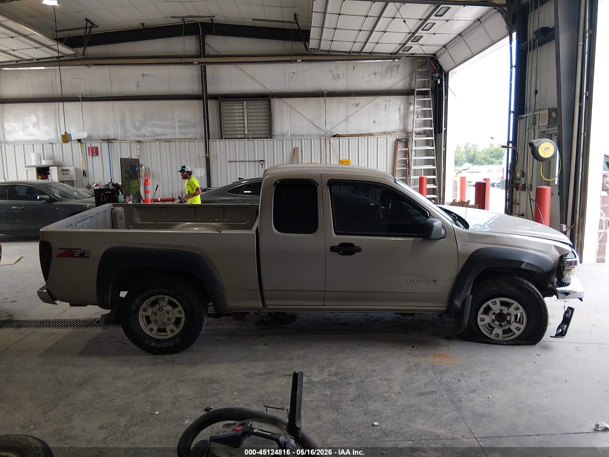 2004 Chevrolet Colorado Ls Tan vin: 1GCDS196548172895
