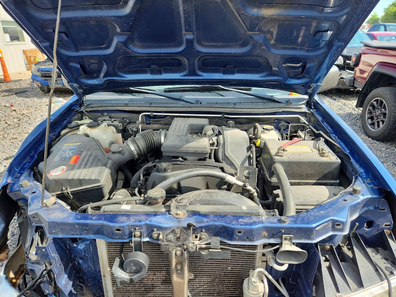 2005 Chevrolet Colorado Blue vin: 1GCDS196658151202