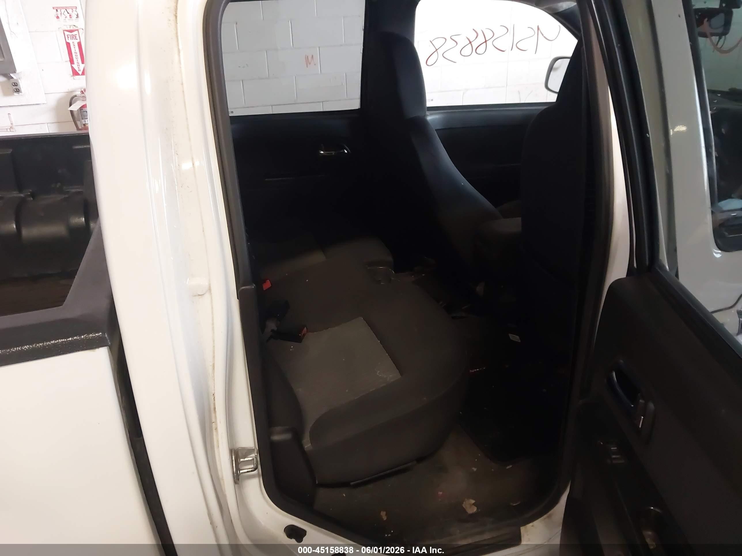 2011 Chevrolet Colorado 1lt Белый vin: 1GCDSCFE6B8125721