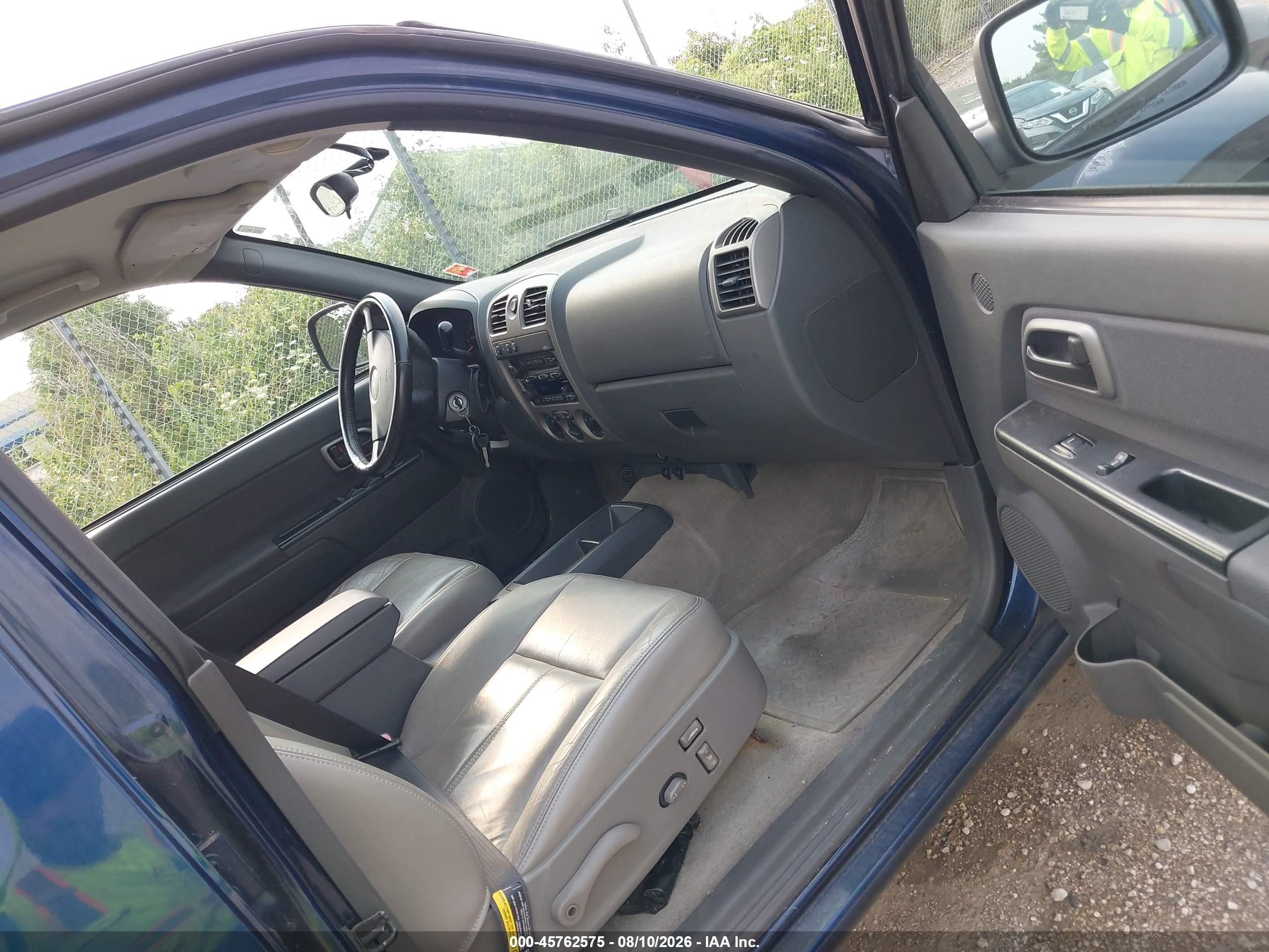 2004 Chevrolet Colorado Ls Blue vin: 1GCDT136048115395