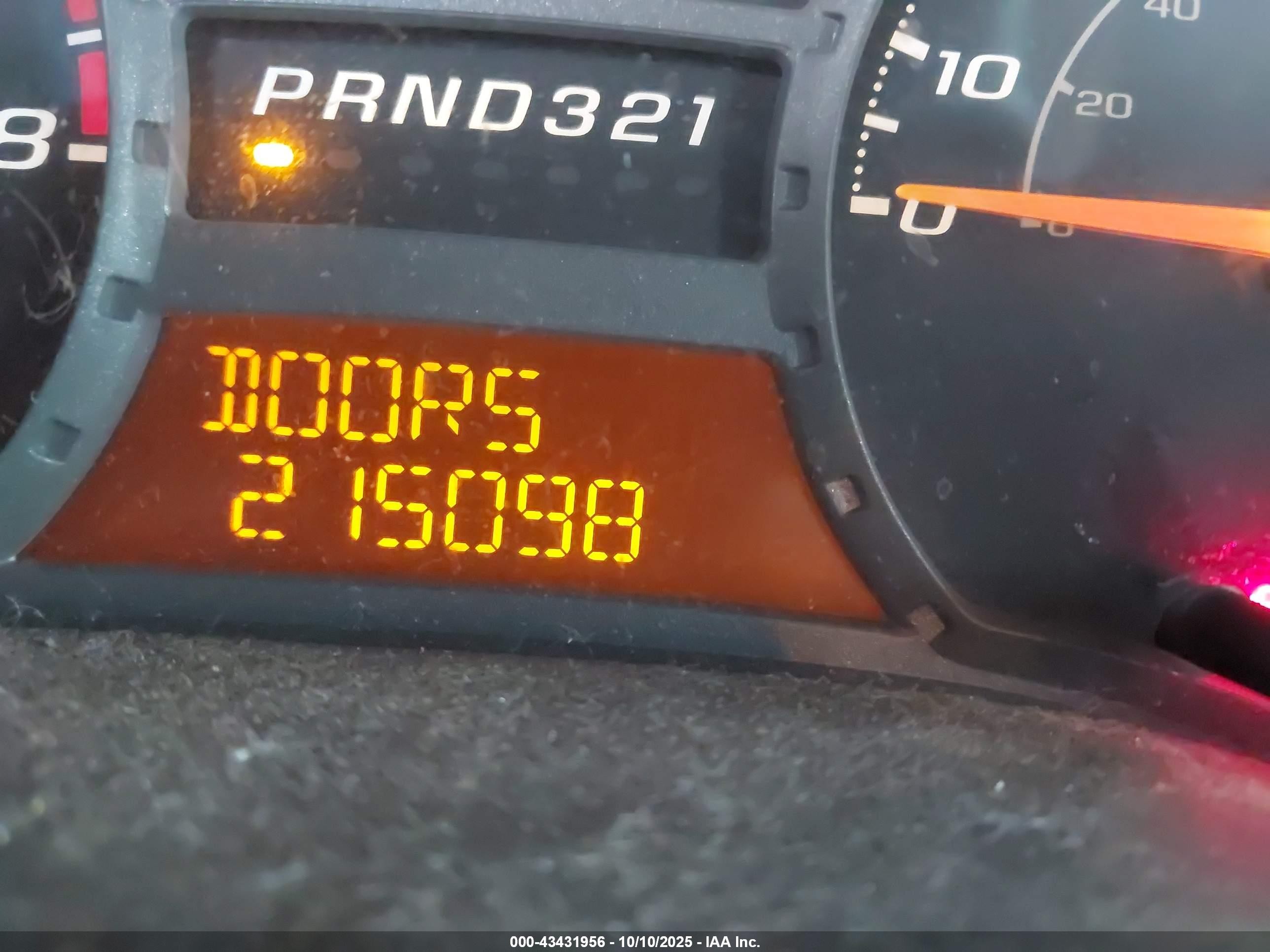 2004 Chevrolet Colorado Ls Brown vin: 1GCDT136048129751