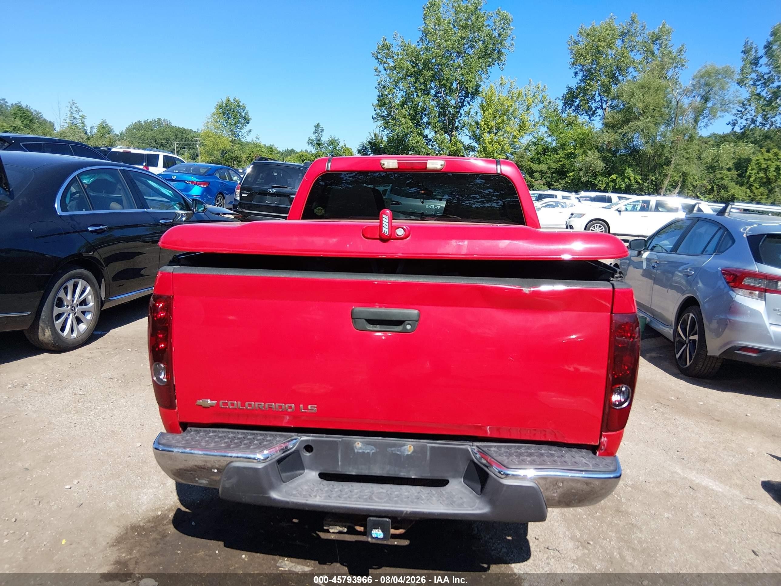 2005 Chevrolet Colorado Ls Red vin: 1GCDT136058276993