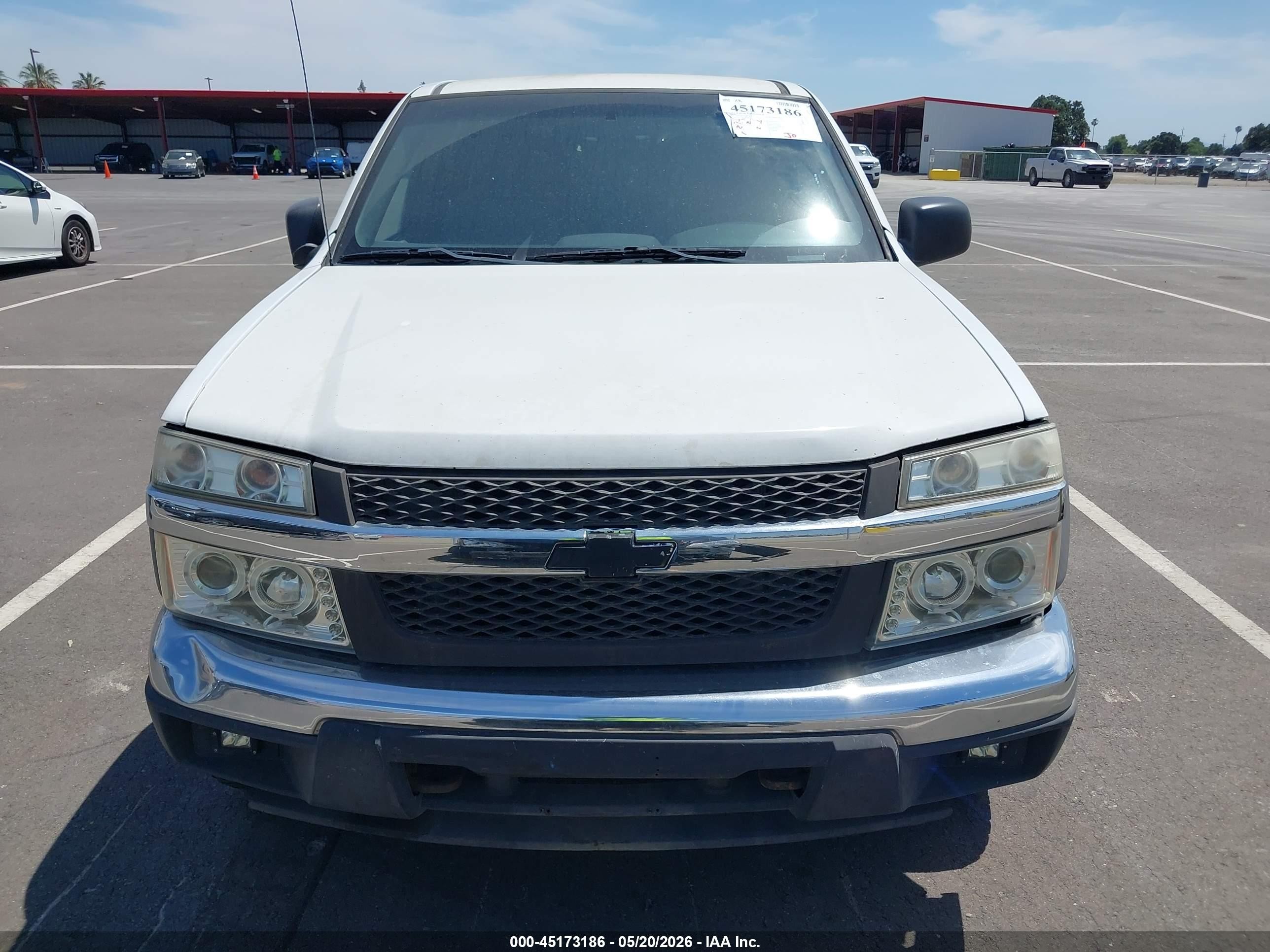 2004 Chevrolet Colorado Ls White vin: 1GCDT136148220155