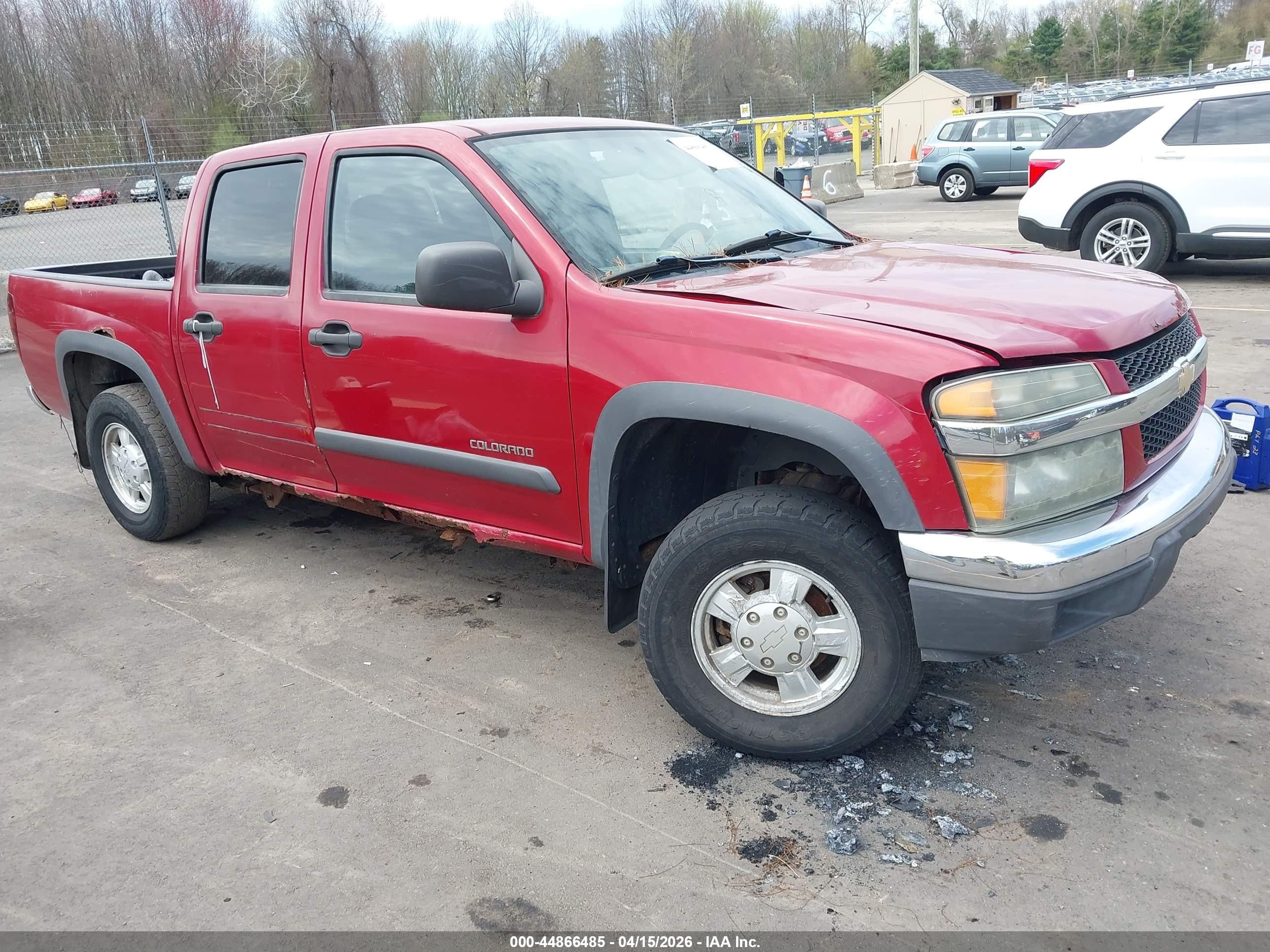 2005 Chevrolet Colorado Ls Red vin: 1GCDT136158272841