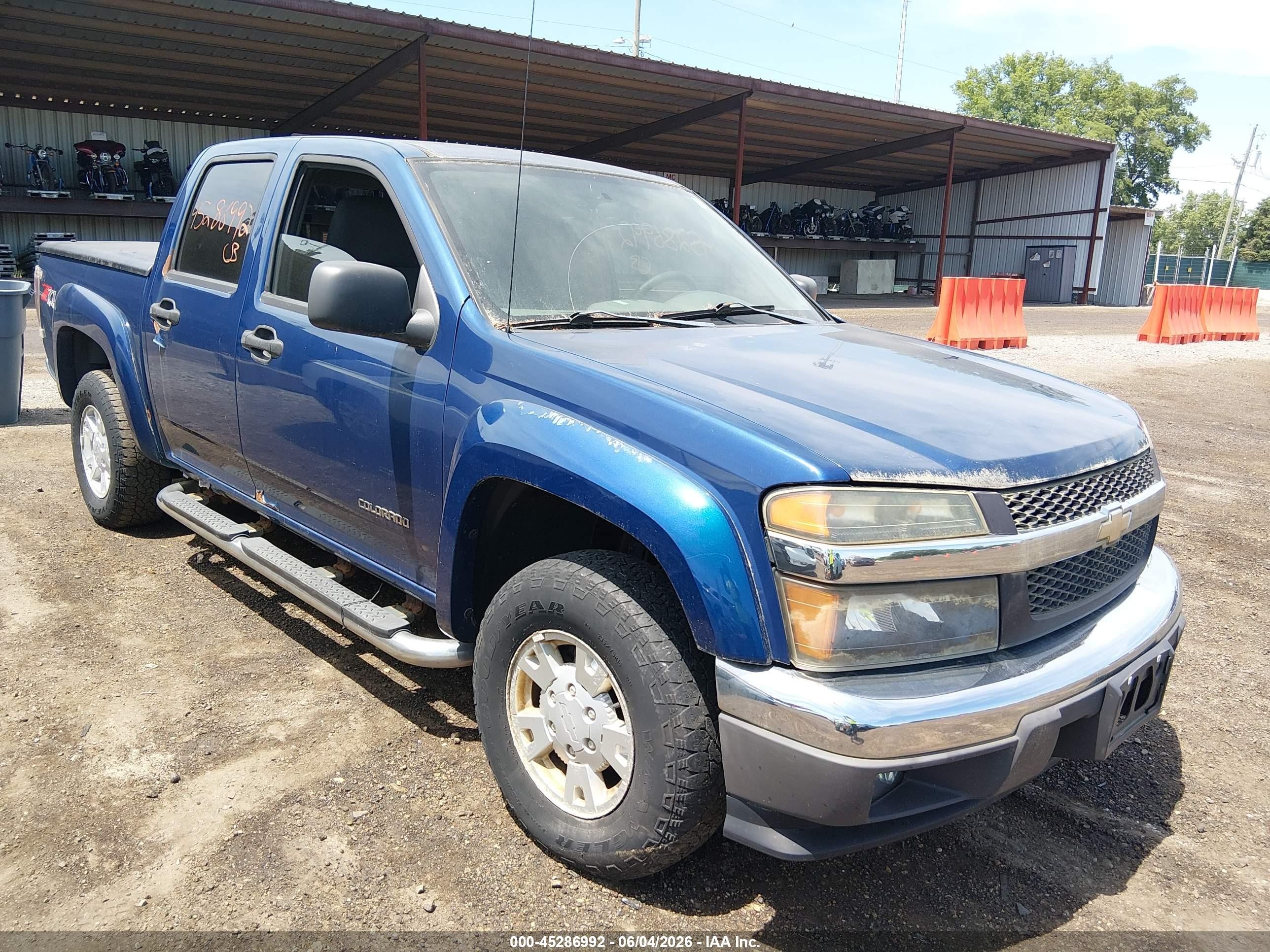 2005 Chevrolet Colorado Ls Blue vin: 1GCDT136358123993