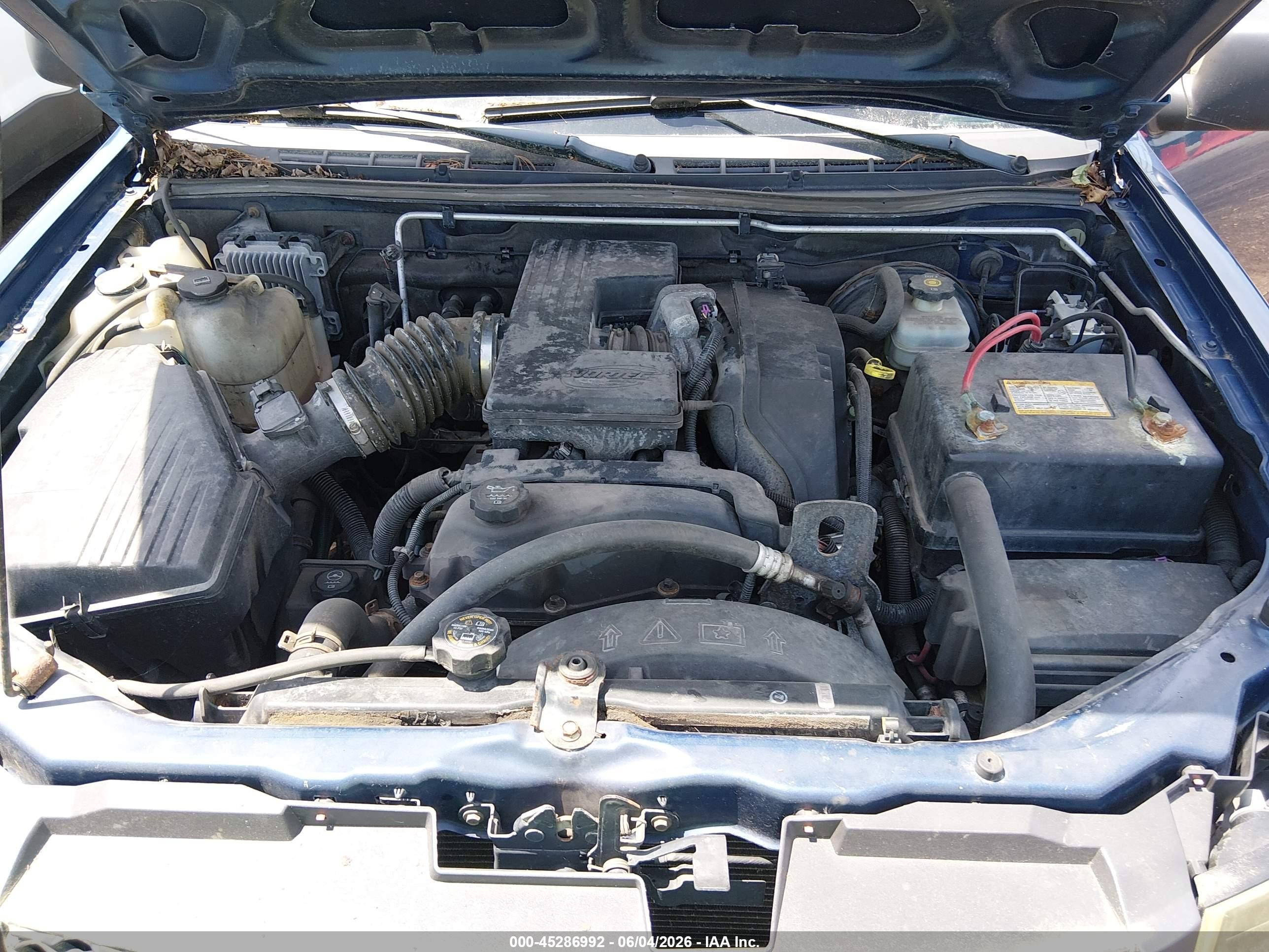 2005 Chevrolet Colorado Ls Blue vin: 1GCDT136358123993