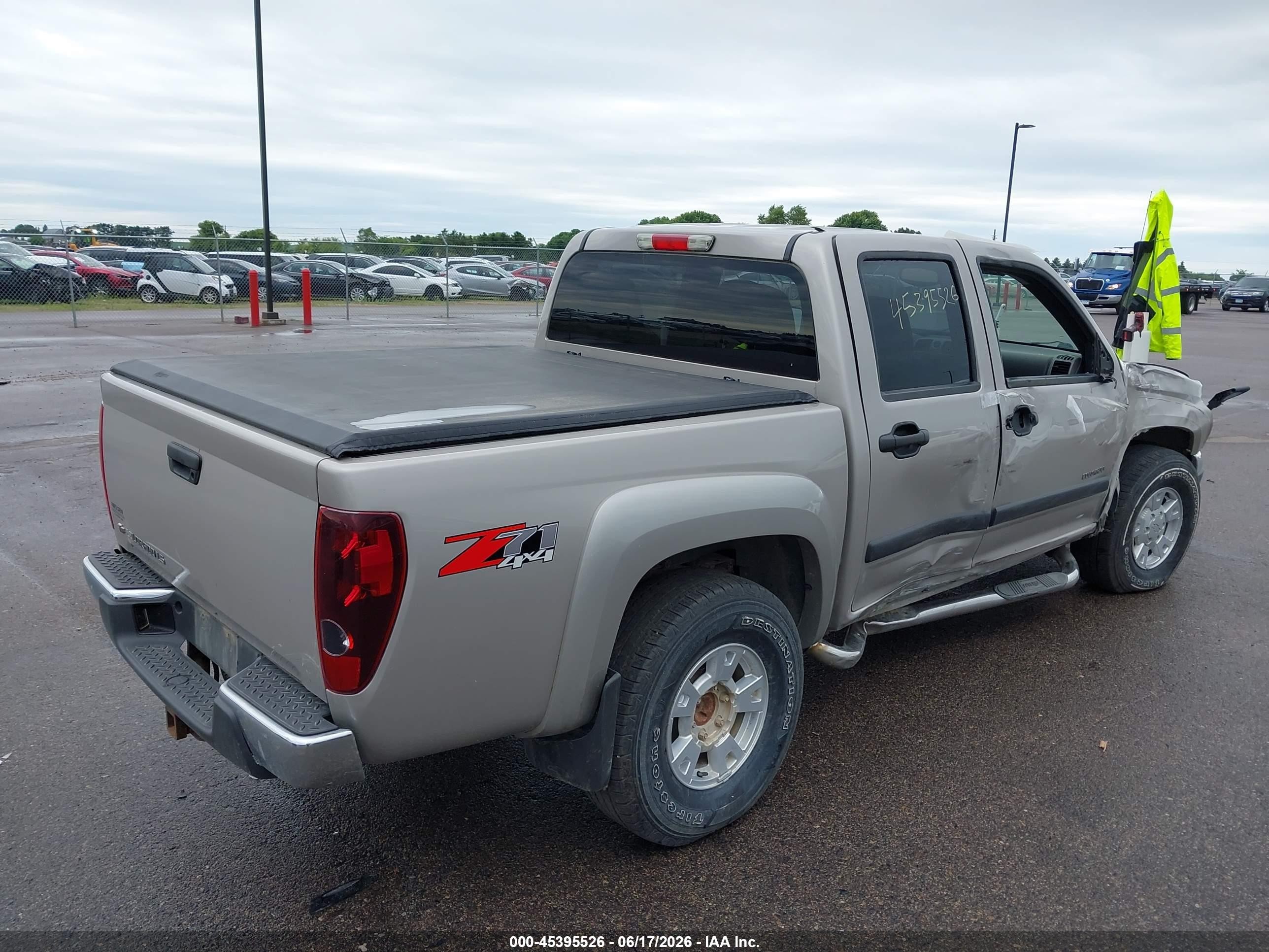 2004 Chevrolet Colorado Ls Silver vin: 1GCDT136448169038