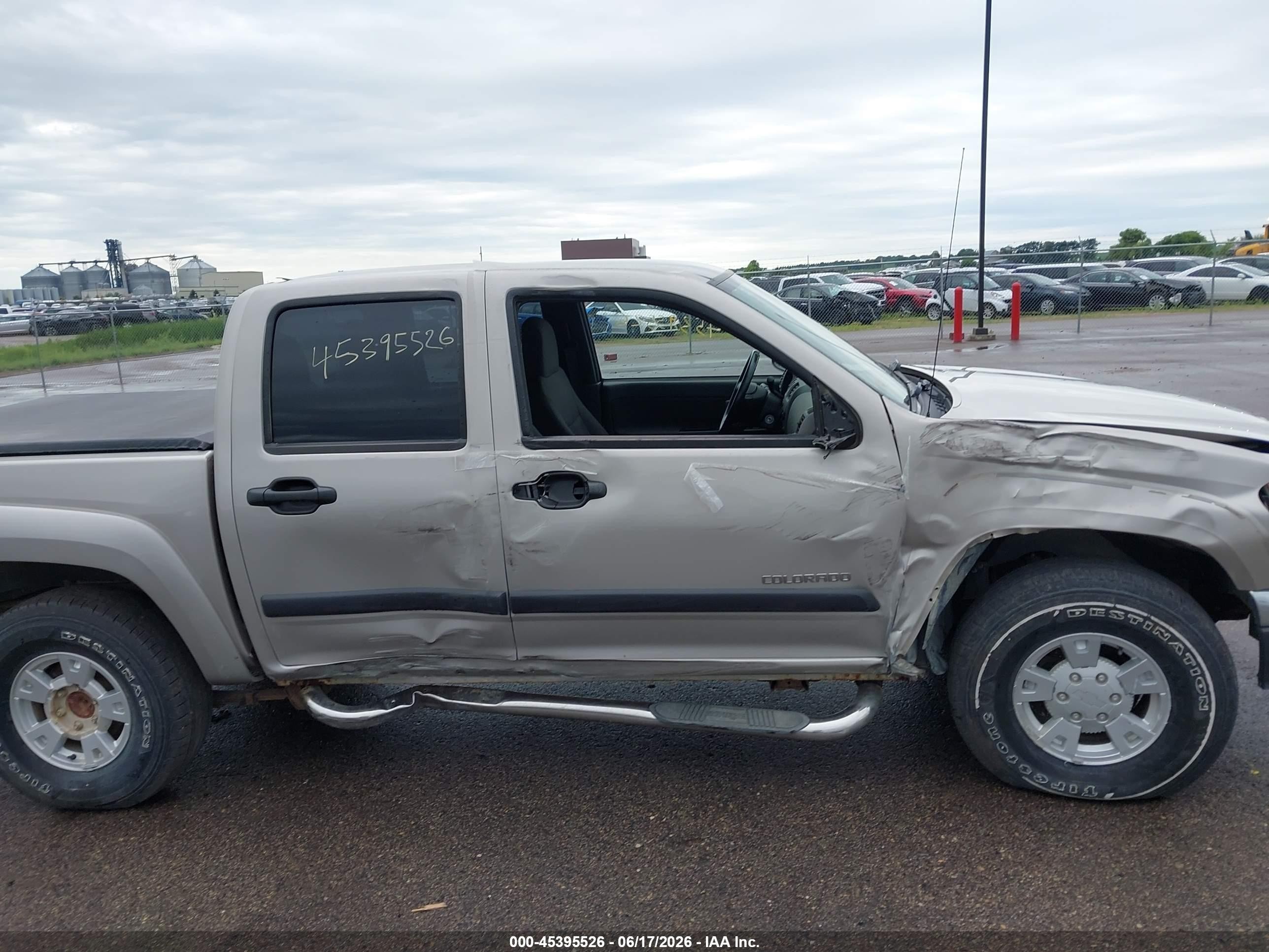2004 Chevrolet Colorado Ls Silver vin: 1GCDT136448169038