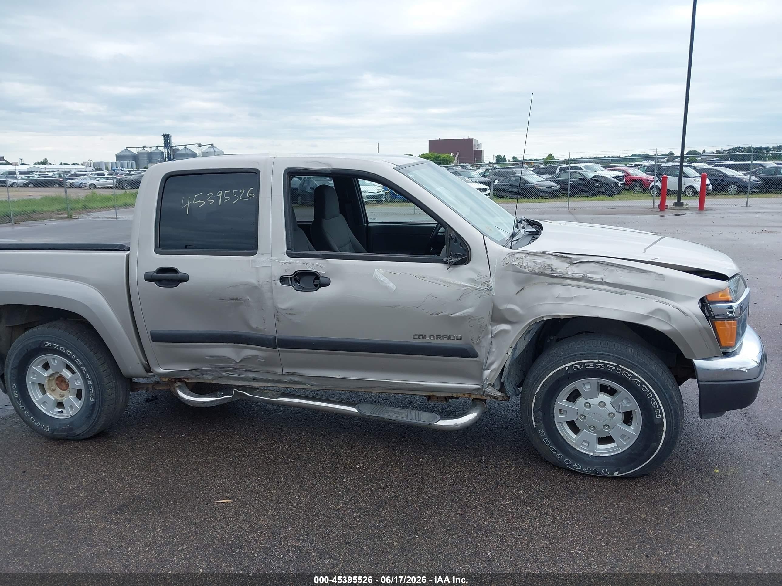 2004 Chevrolet Colorado Ls Silver vin: 1GCDT136448169038