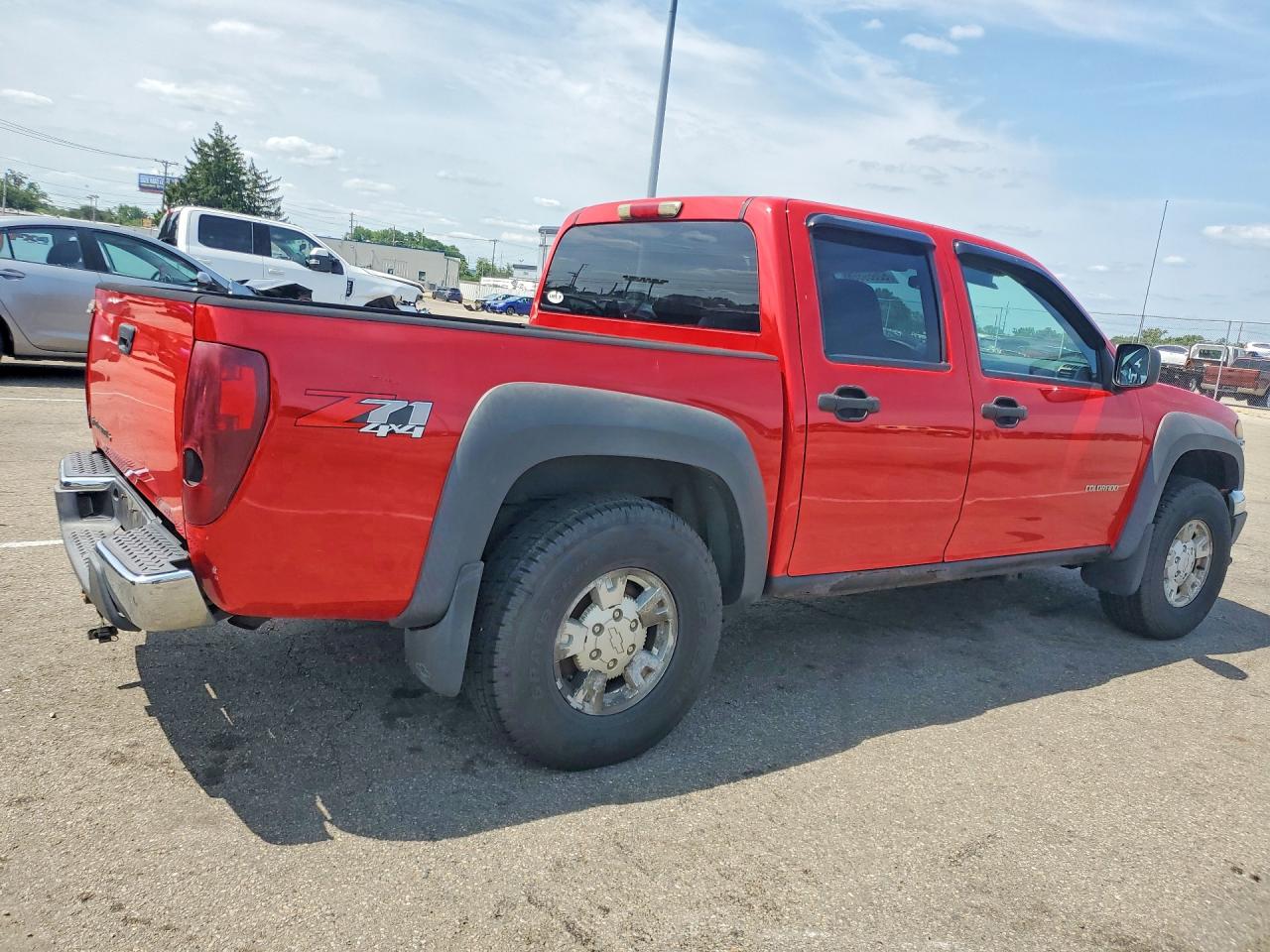 2005 Chevrolet Colorado Red vin: 1GCDT136458212438