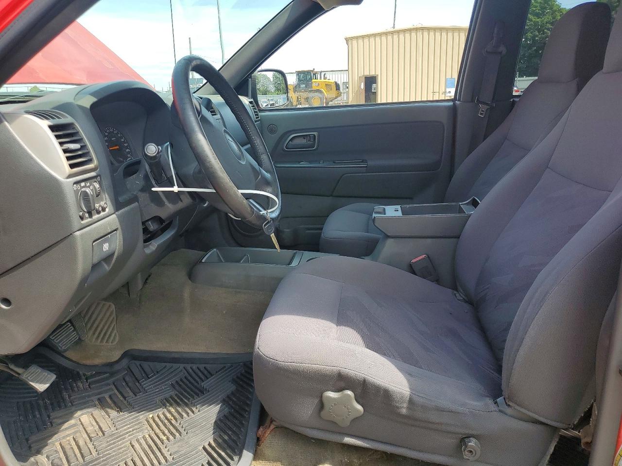 2005 Chevrolet Colorado Red vin: 1GCDT136458212438