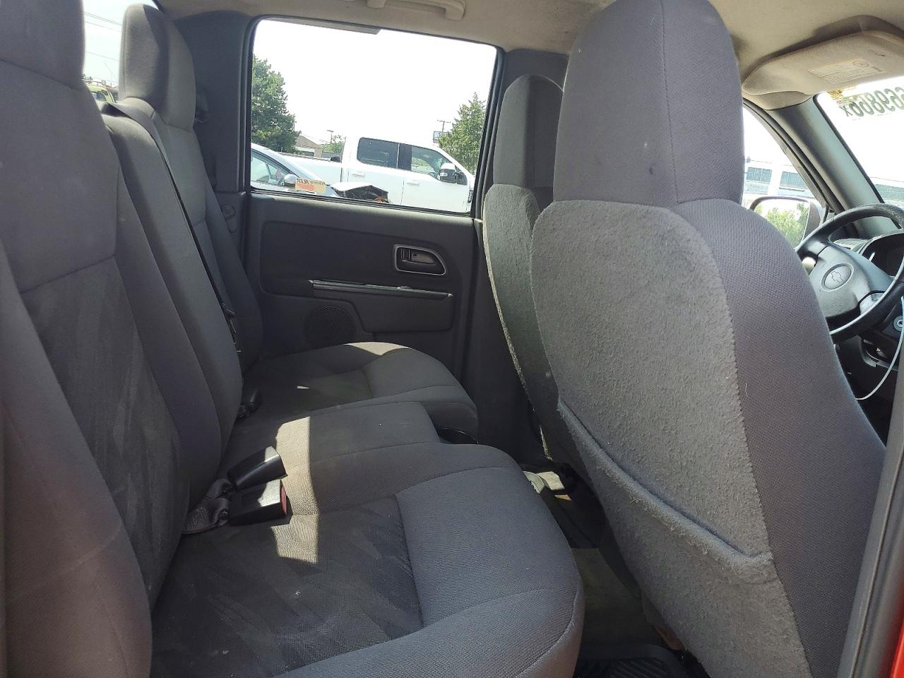2005 Chevrolet Colorado Red vin: 1GCDT136458212438