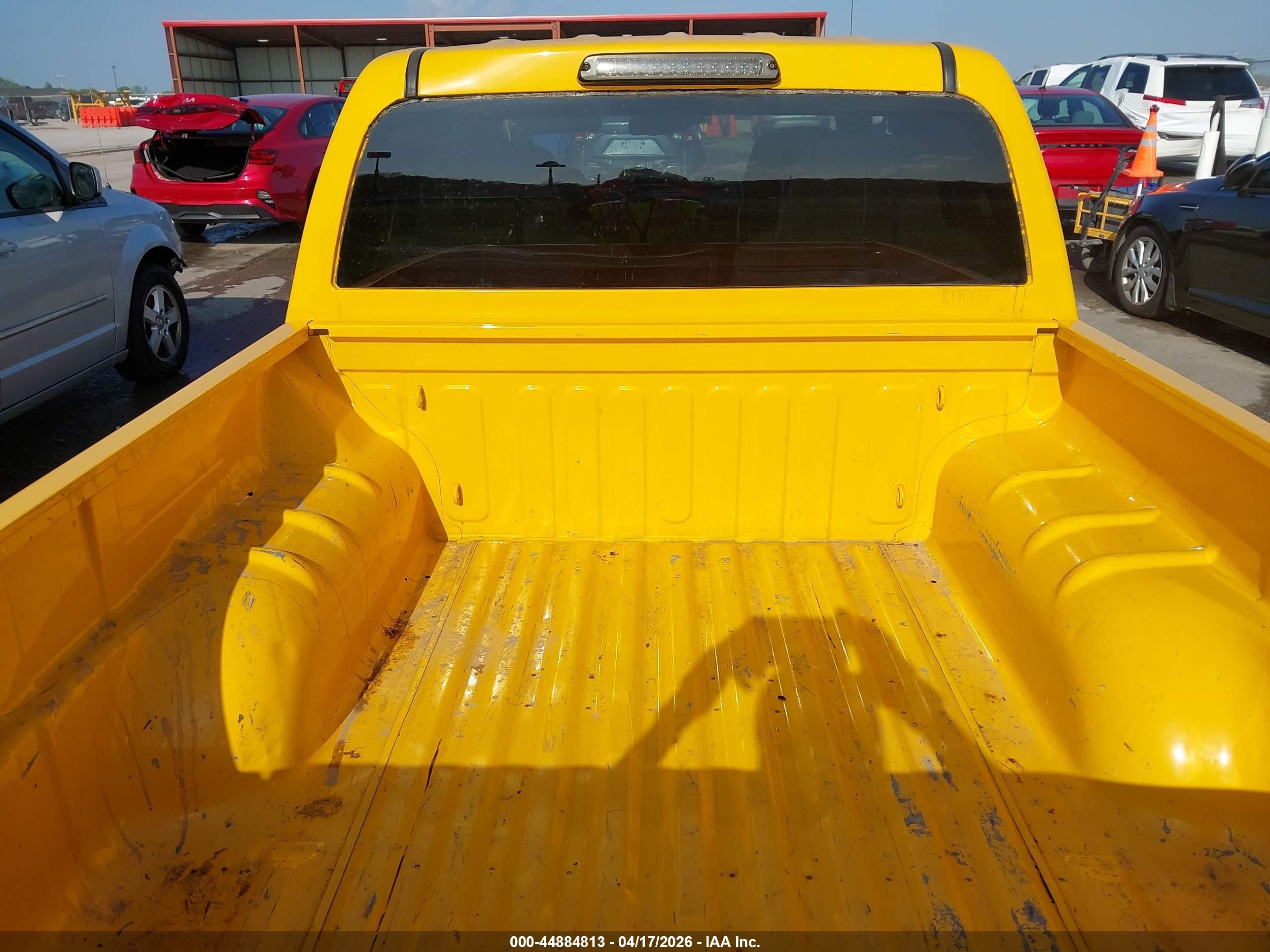 2005 Chevrolet Colorado 1sf Ls Z71 Yellow vin: 1GCDT136558230933