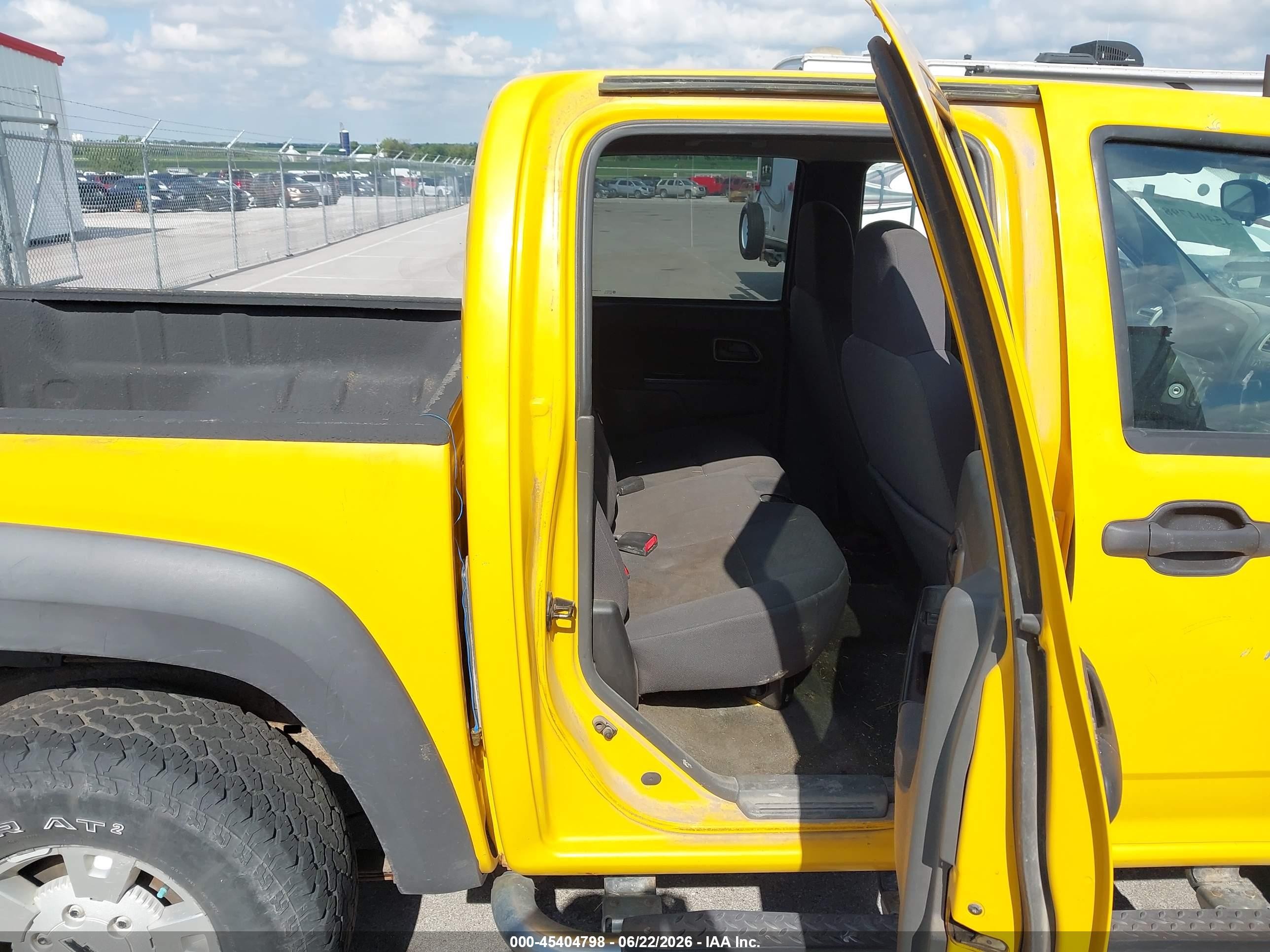 2005 Chevrolet Colorado Ls Желтый vin: 1GCDT136558269960