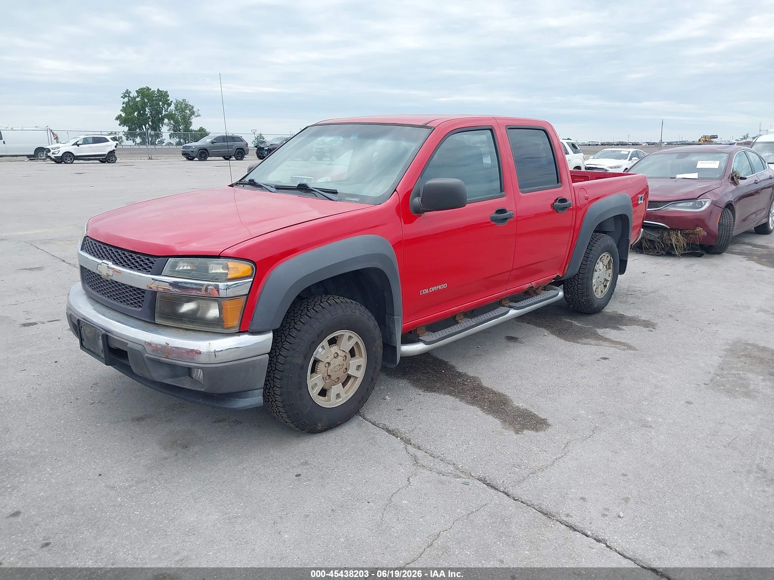 2005 Chevrolet Colorado Ls Red vin: 1GCDT136758144006