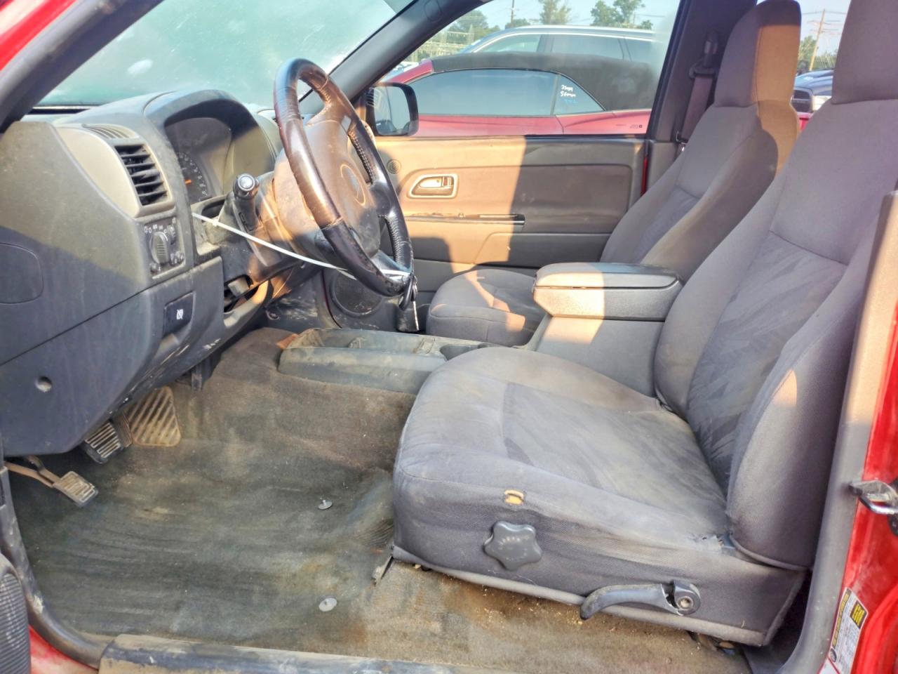 2005 Chevrolet Colorado Красный vin: 1GCDT136758171898
