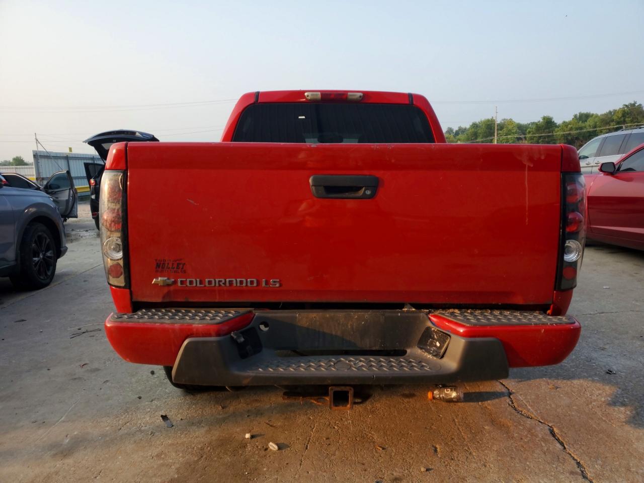 2005 Chevrolet Colorado Красный vin: 1GCDT136758171898
