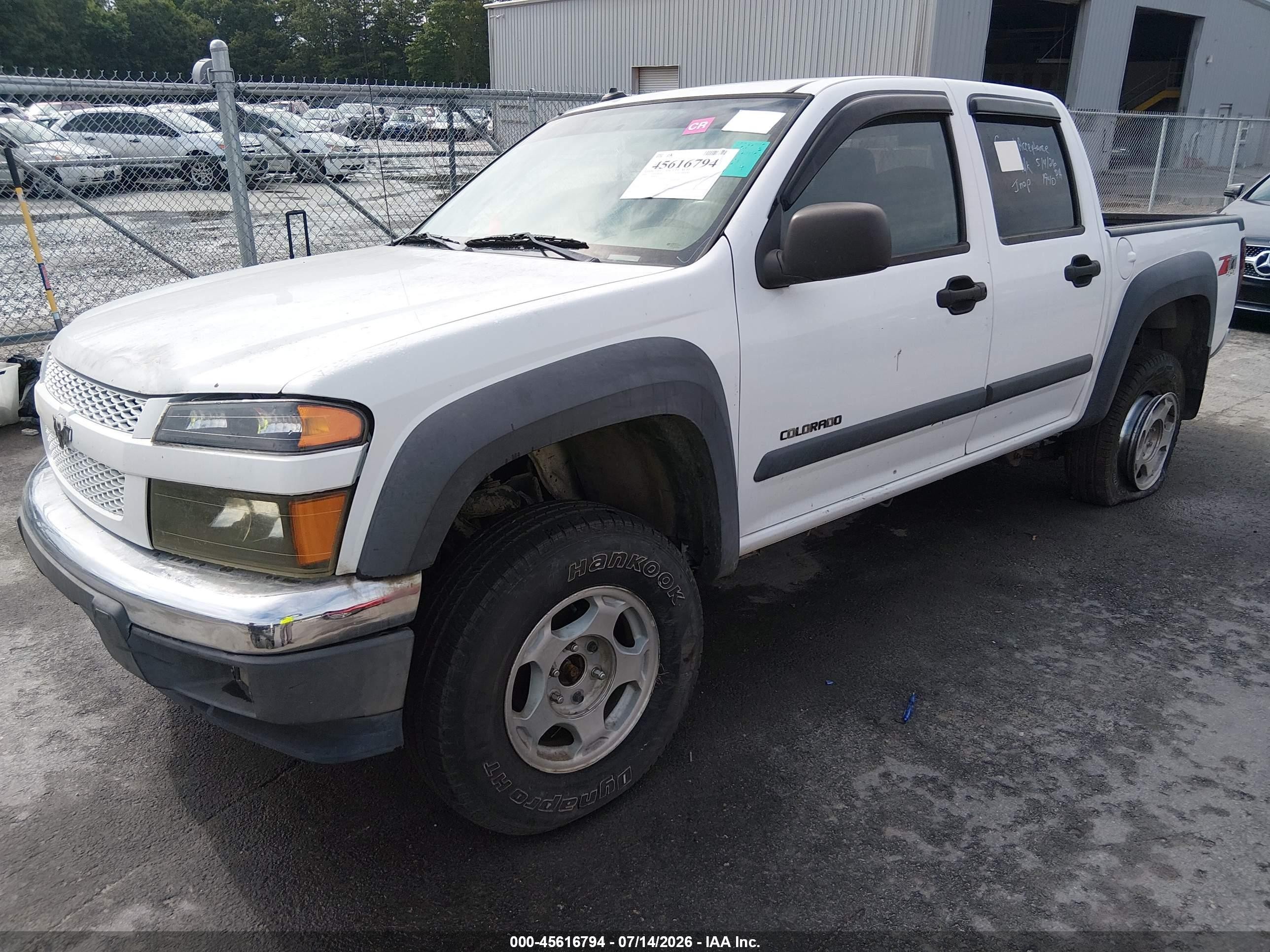 2004 Chevrolet Colorado Ls White vin: 1GCDT136848129710