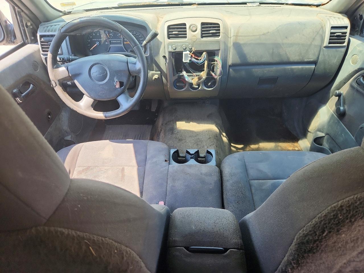 2004 Chevrolet Colorado Silver vin: 1GCDT136848133319