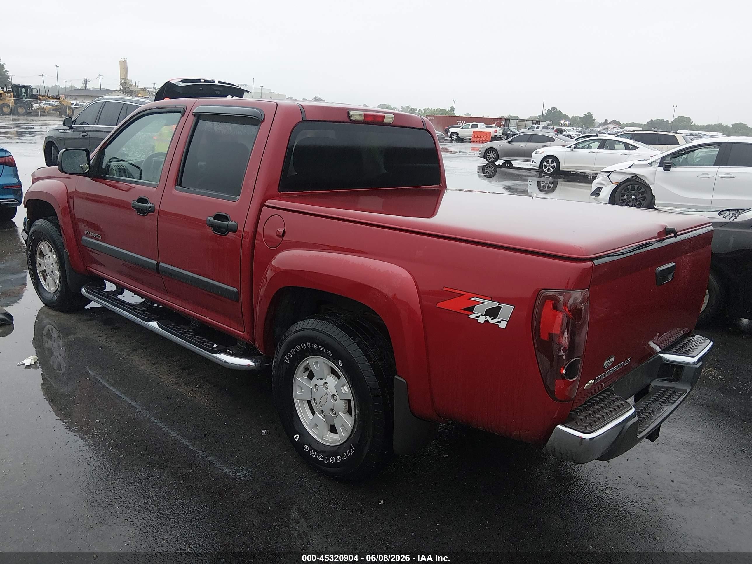 2005 Chevrolet Colorado Ls Red vin: 1GCDT136858220784