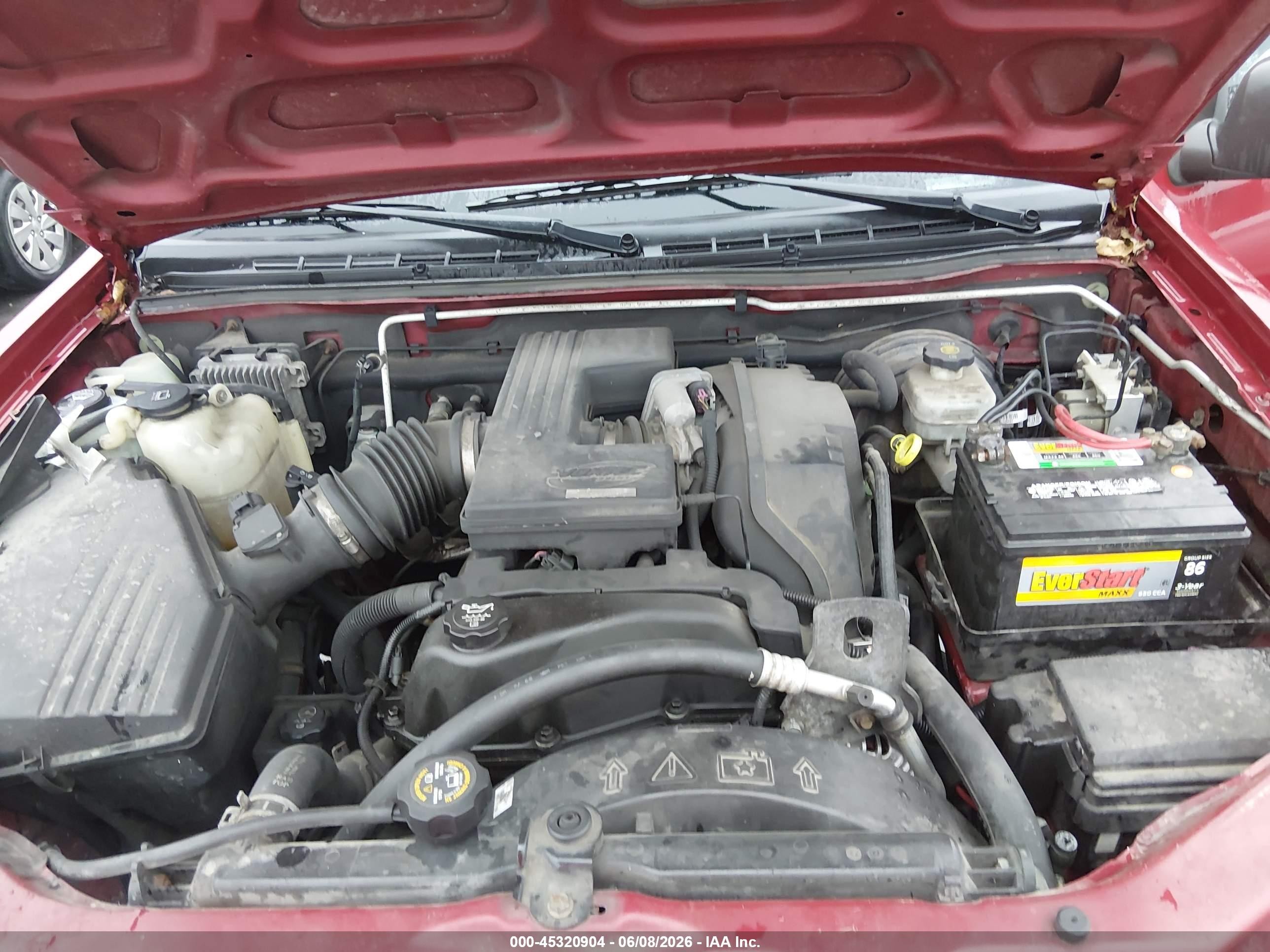 2005 Chevrolet Colorado Ls Red vin: 1GCDT136858220784