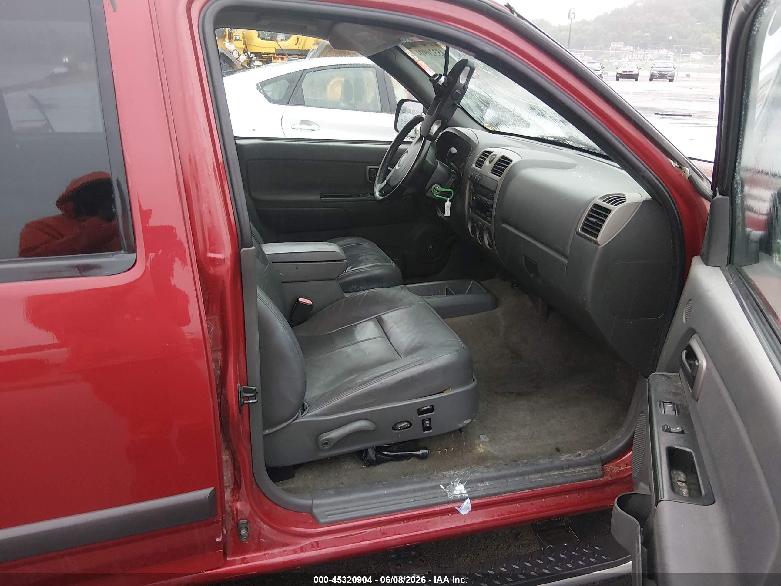 2005 Chevrolet Colorado Ls Red vin: 1GCDT136858220784