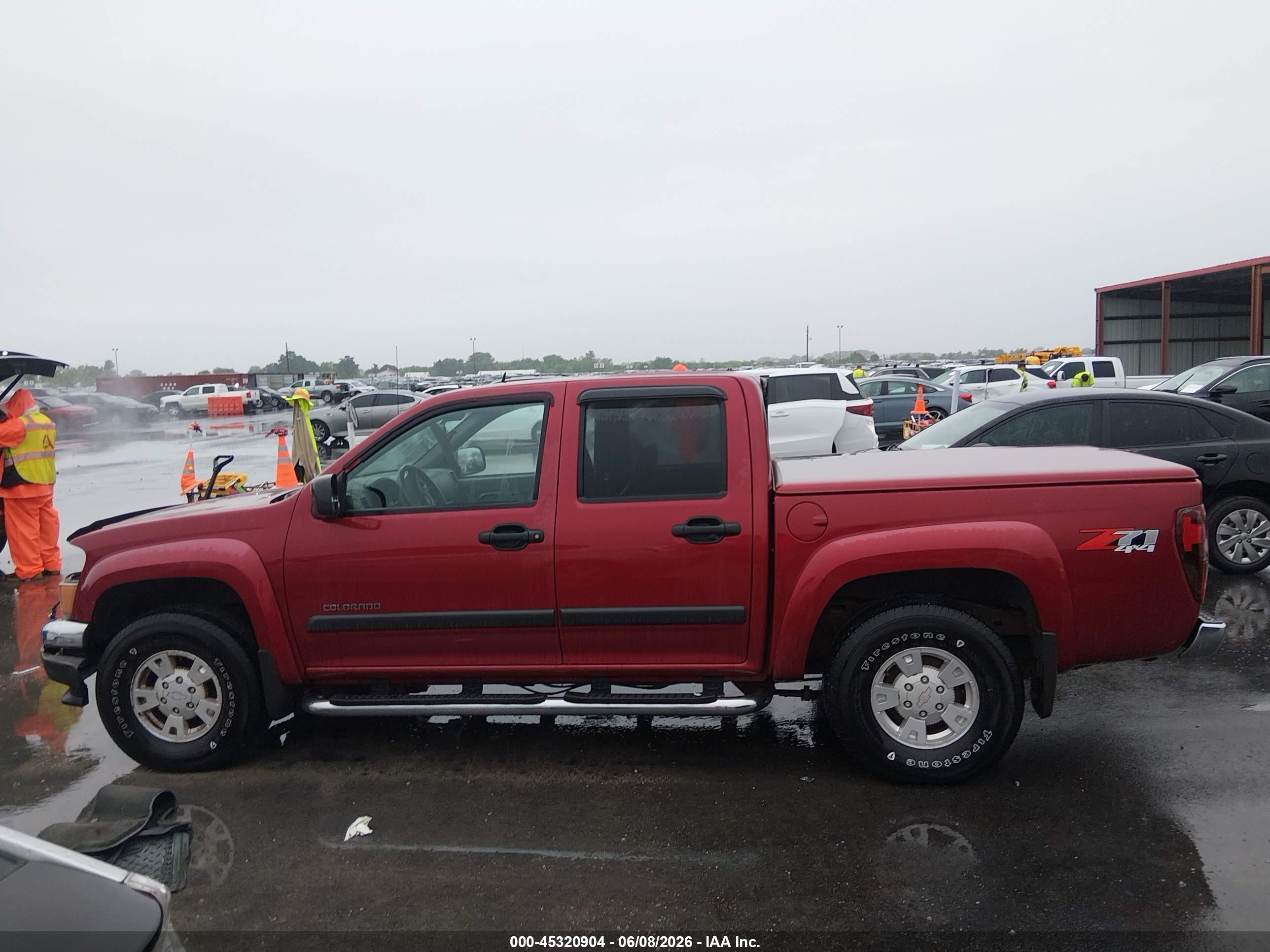 2005 Chevrolet Colorado Ls Red vin: 1GCDT136858220784