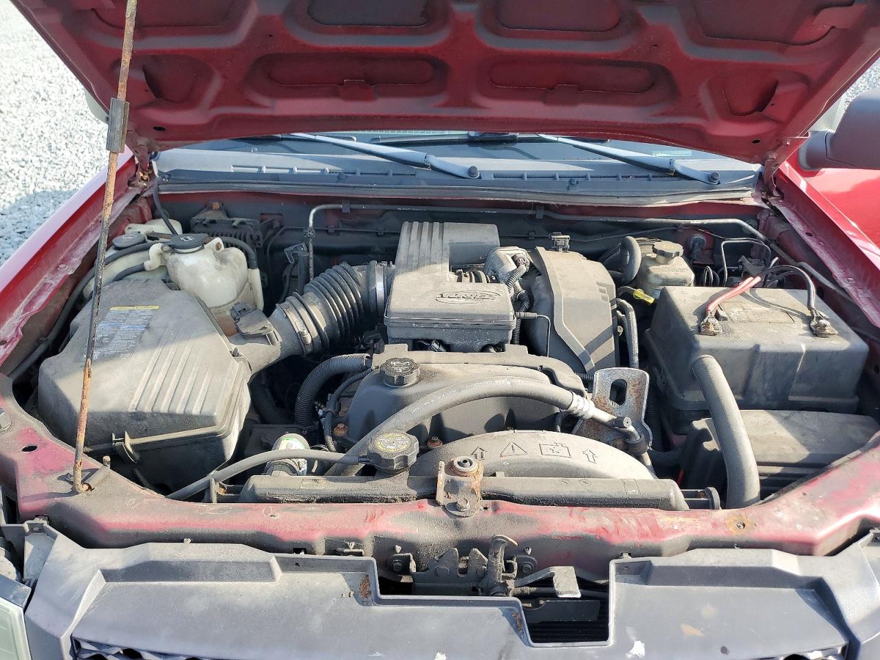 2005 Chevrolet Colorado Red vin: 1GCDT136858256751