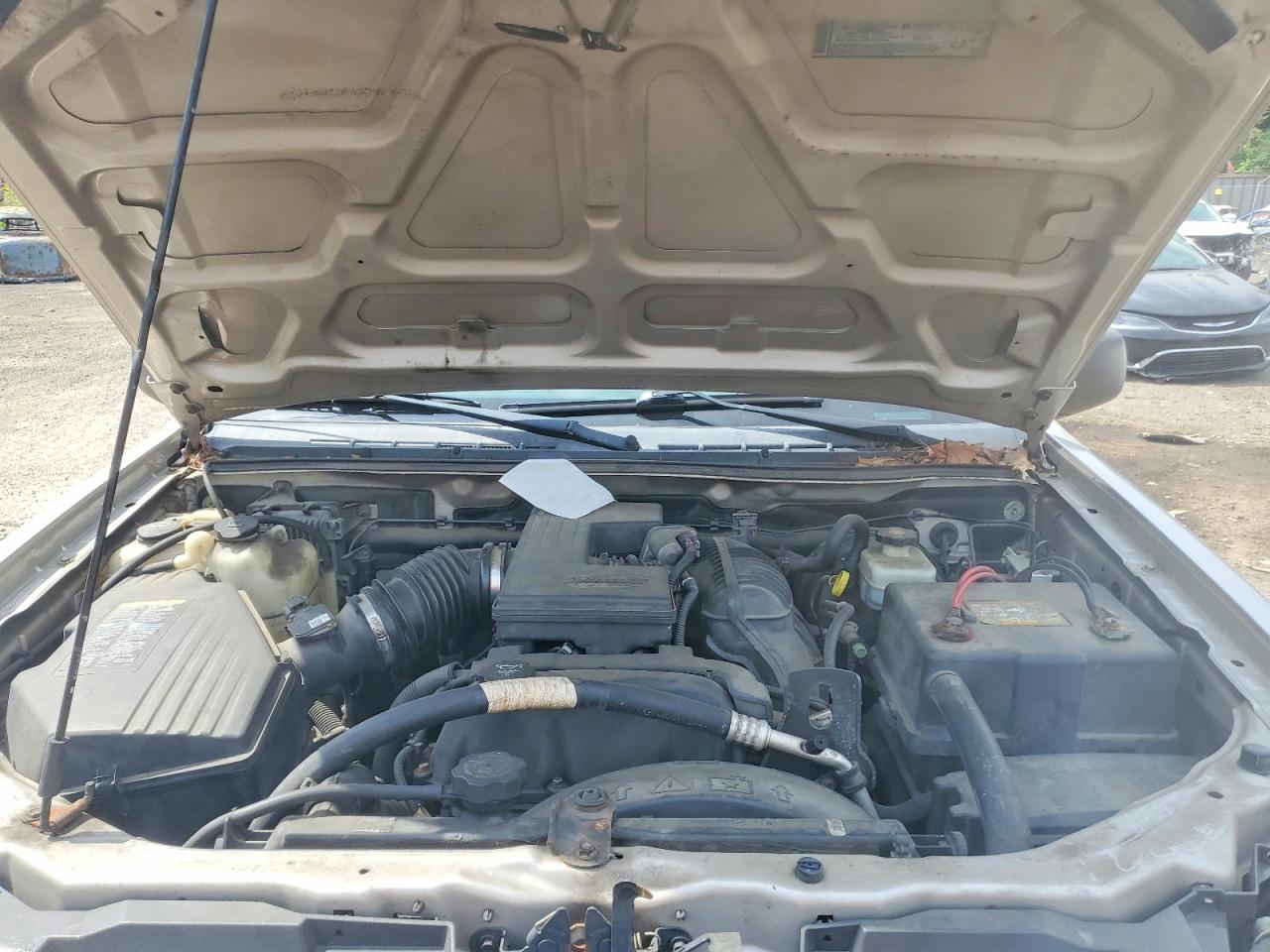 2006 Chevrolet Colorado Gold vin: 1GCDT136868177114