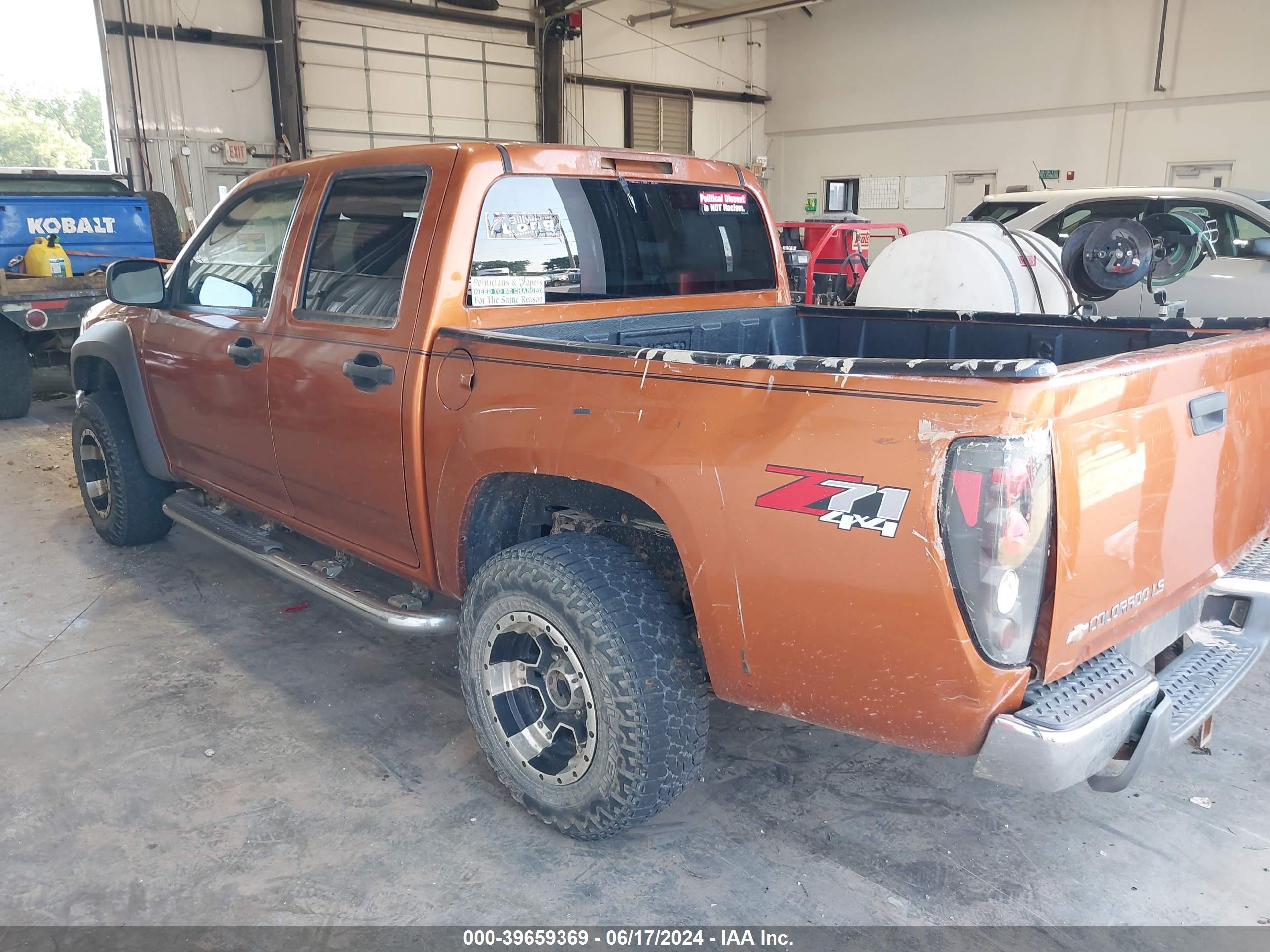 2005 Chevrolet Colorado Ls Orange vin: 1GCDT136958110388
