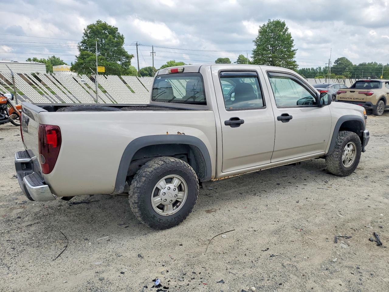 2006 Chevrolet Colorado Silver vin: 1GCDT138268261981