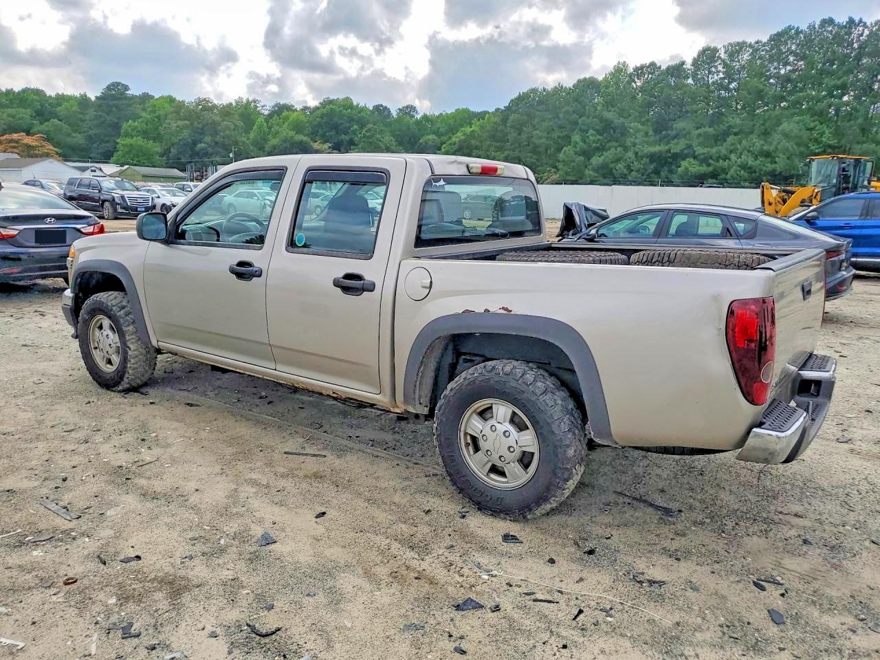 2006 Chevrolet Colorado Silver vin: 1GCDT138268261981