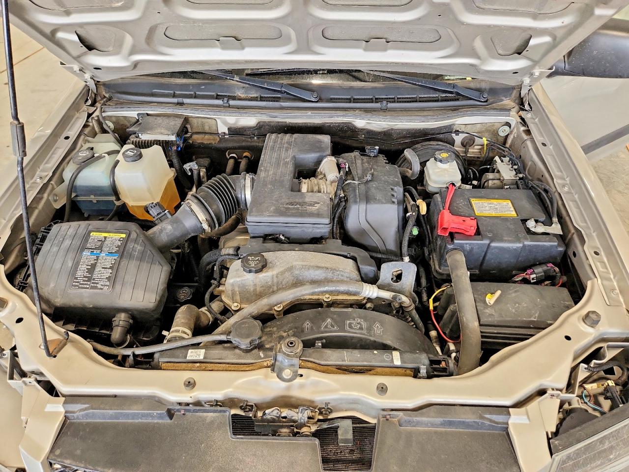 2008 Chevrolet Colorado Серебряный vin: 1GCDT13E488154794