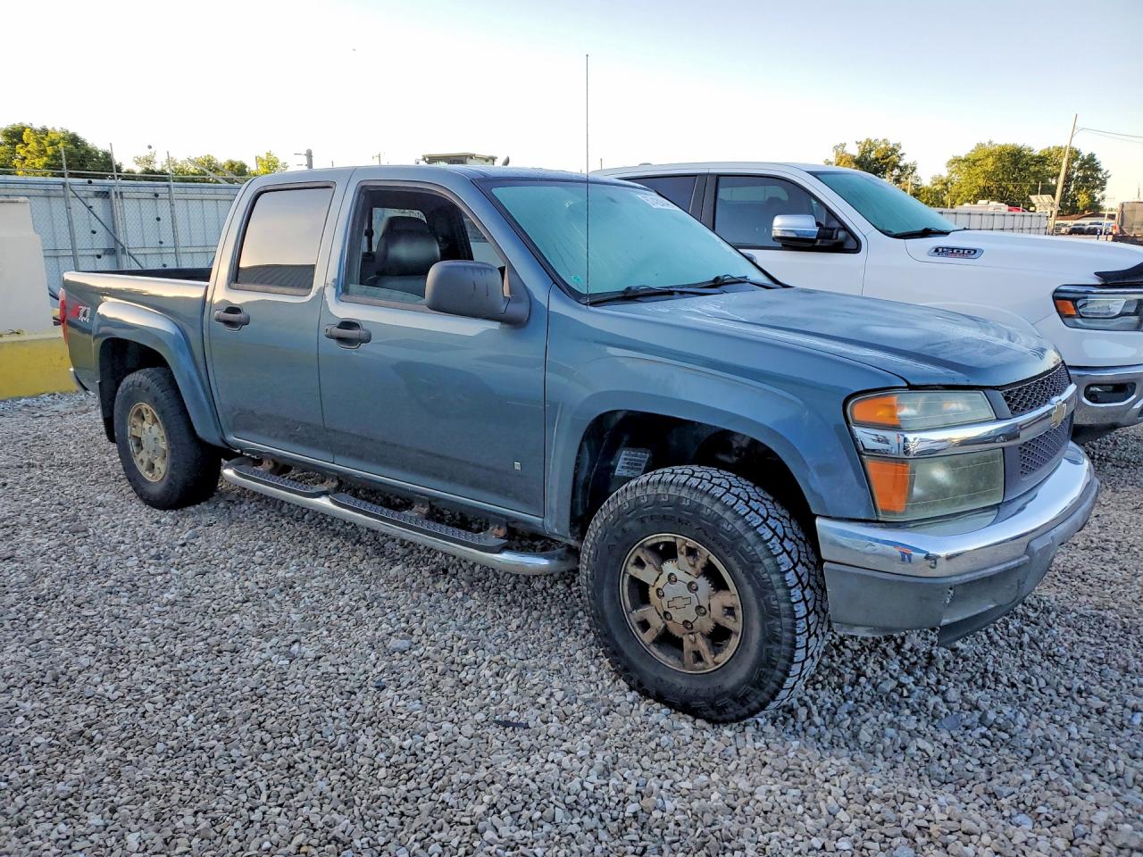 2007 Chevrolet Colorado Синий vin: 1GCDT13E678240803
