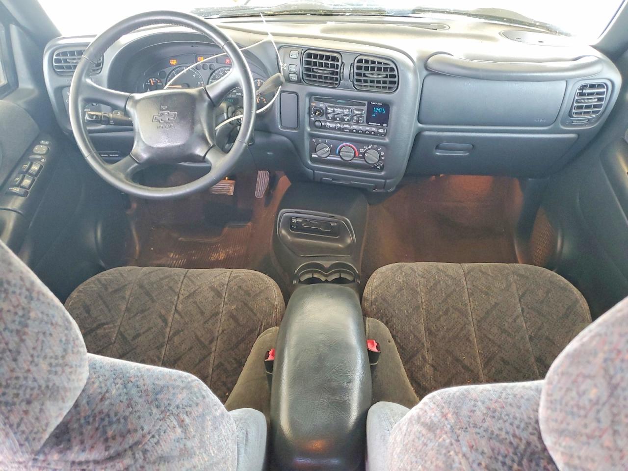 2001 Chevrolet S Truck S10 Gold vin: 1GCDT13W11K262873