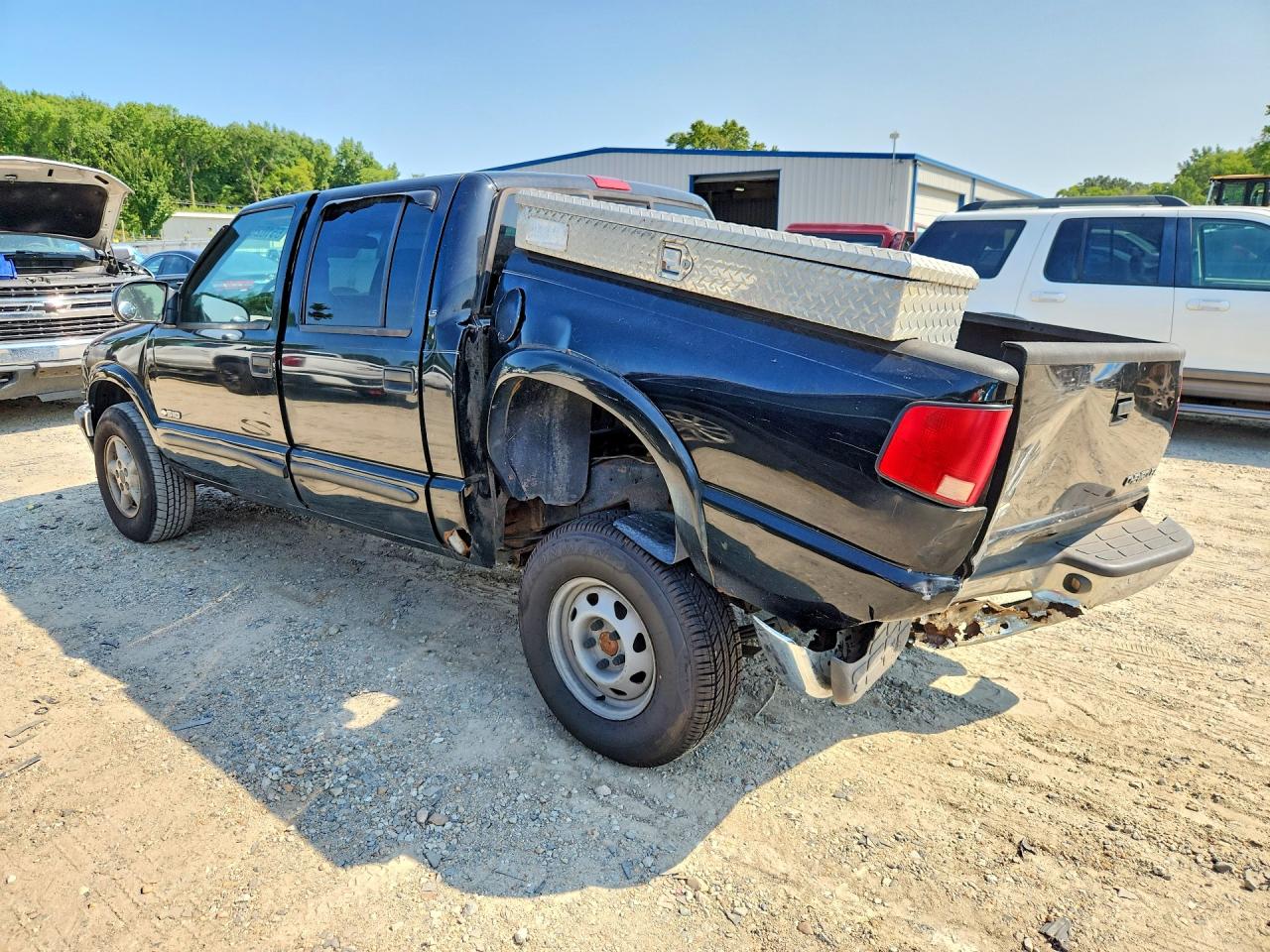 2001 Chevrolet S Truck S10 Black vin: 1GCDT13W21K181963