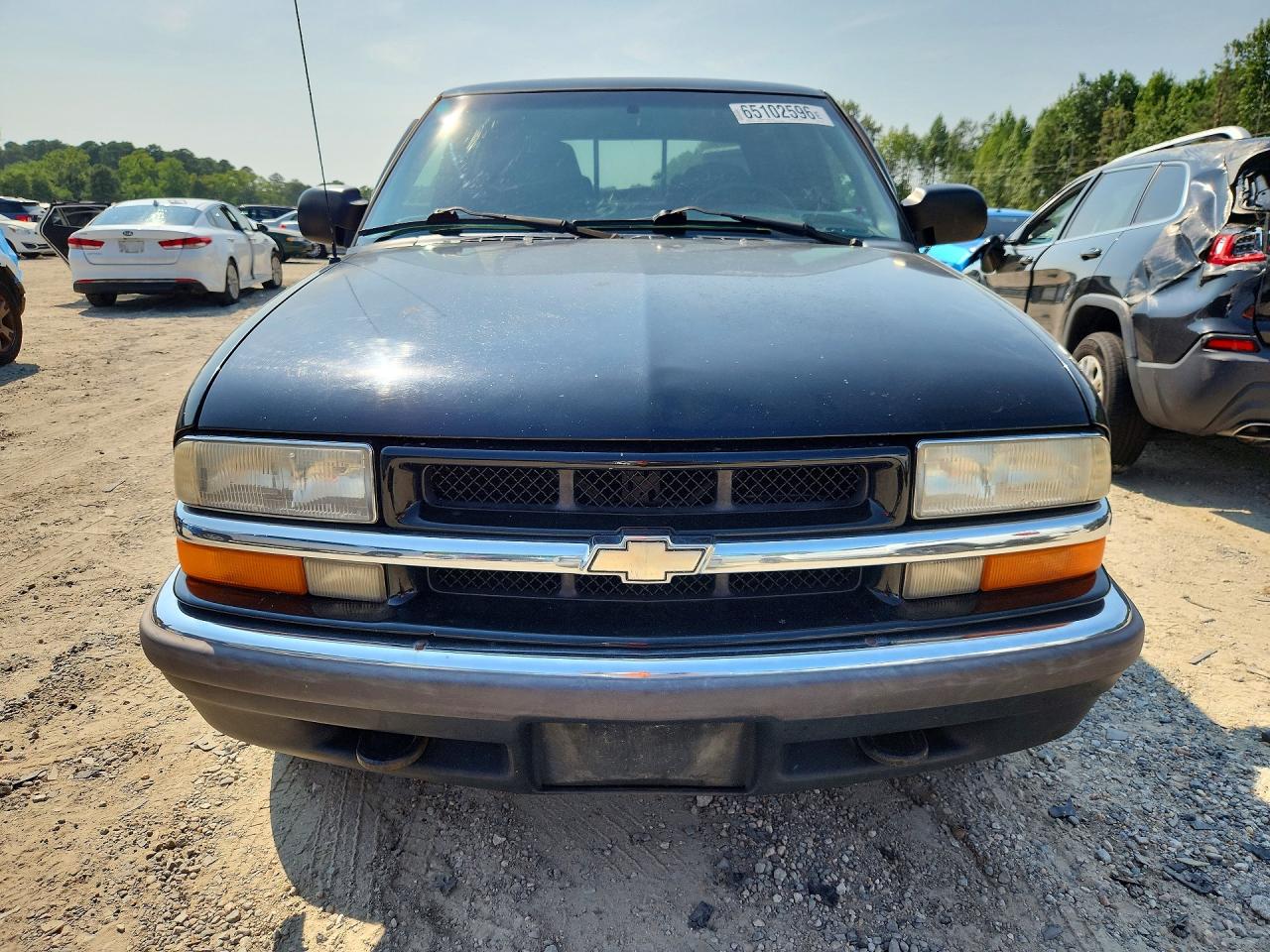 2001 Chevrolet S Truck S10 Black vin: 1GCDT13W21K181963