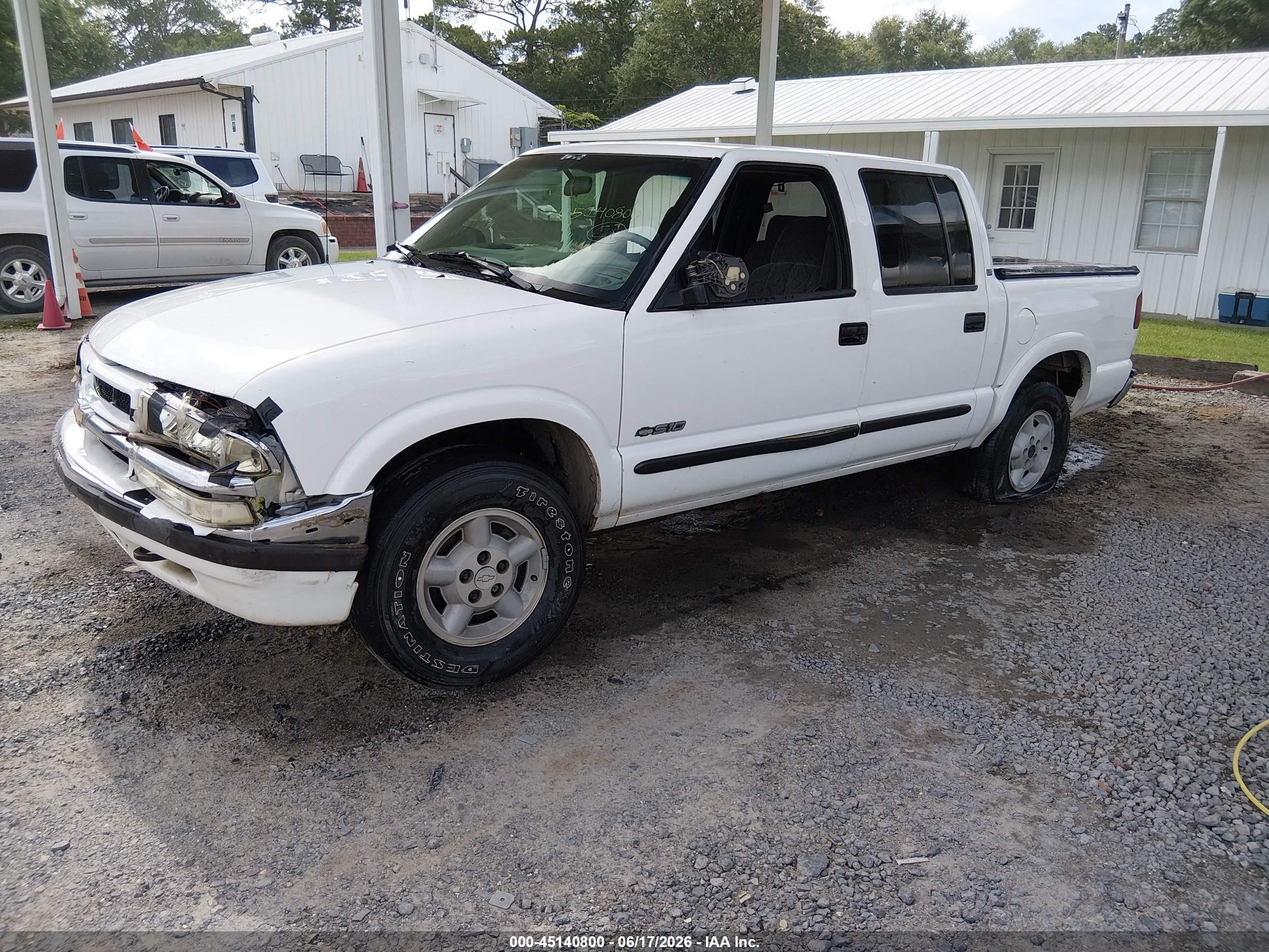 2002 Chevrolet S-10 Ls Белый vin: 1GCDT13W22K146860
